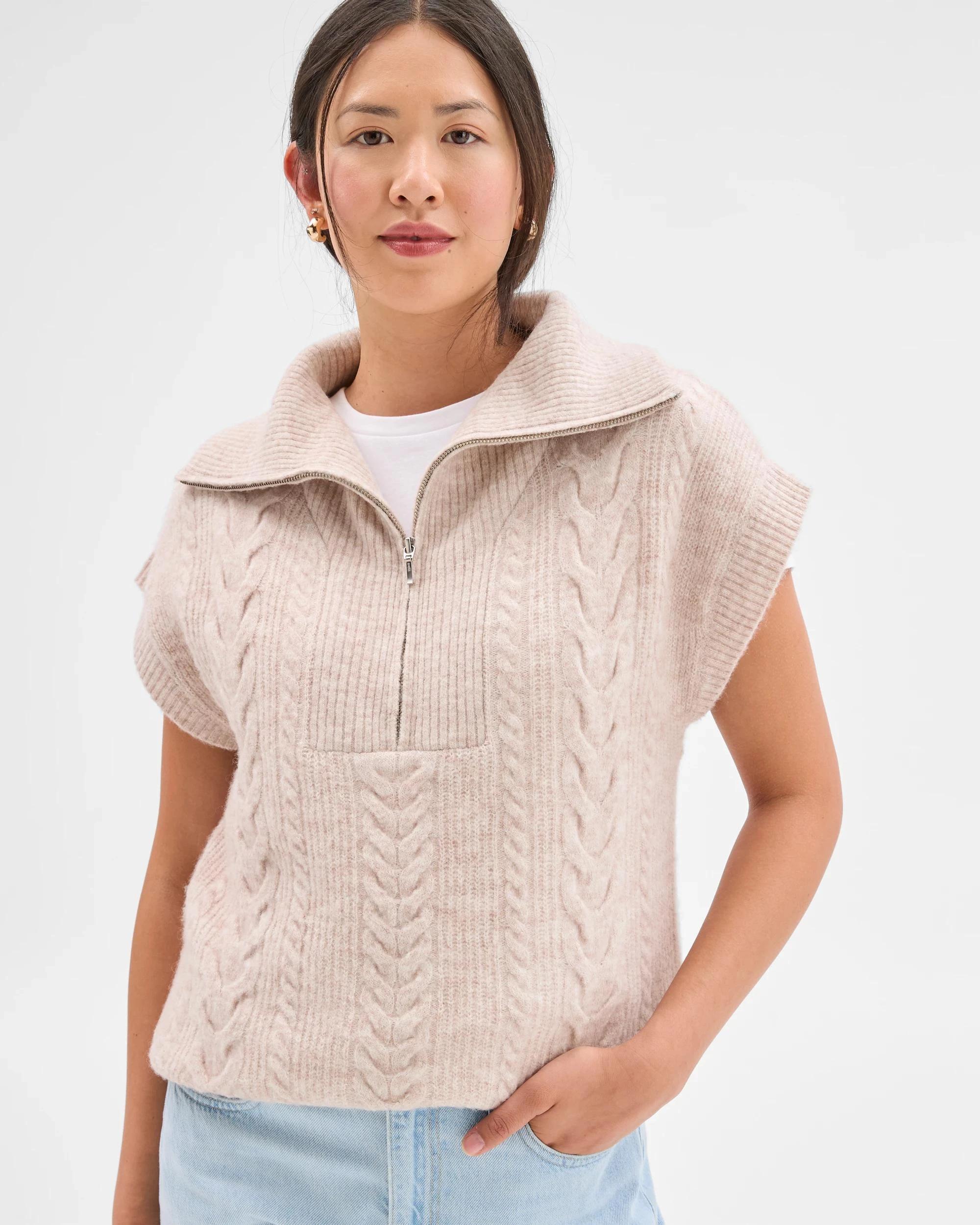 3 Target Woman Lightweight Lofty Cable Knit Vest PEBBLE, 3 of 7