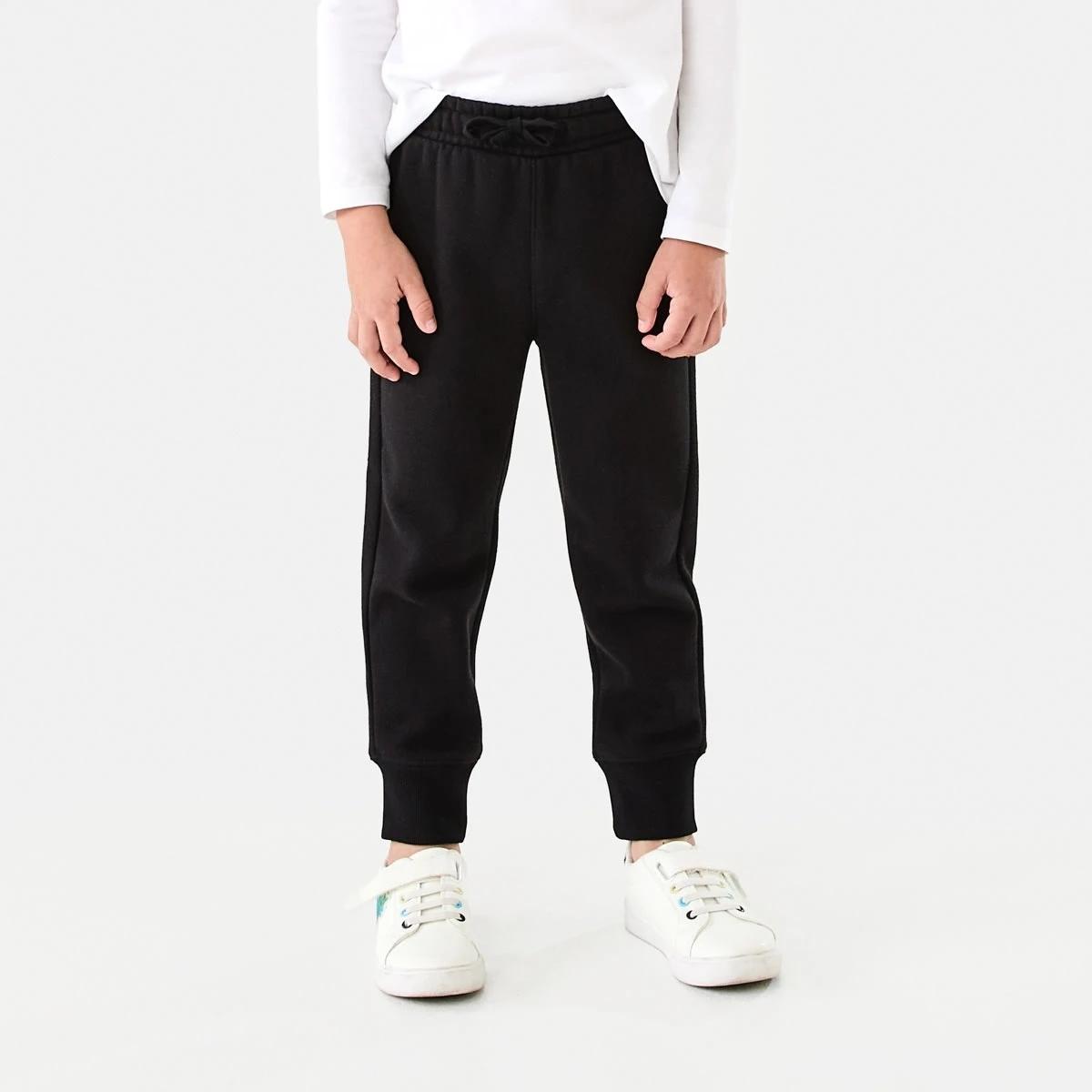 1 Trackpants Black, 1 of 7