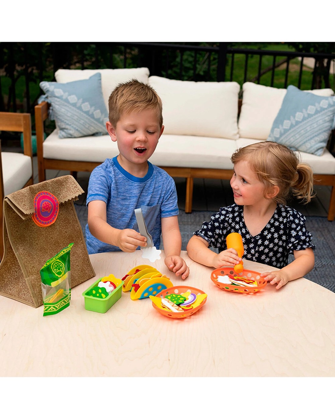 Fat Brain Toys Pretendables Healthy Eating Nacho Activity Play Set Kids ...