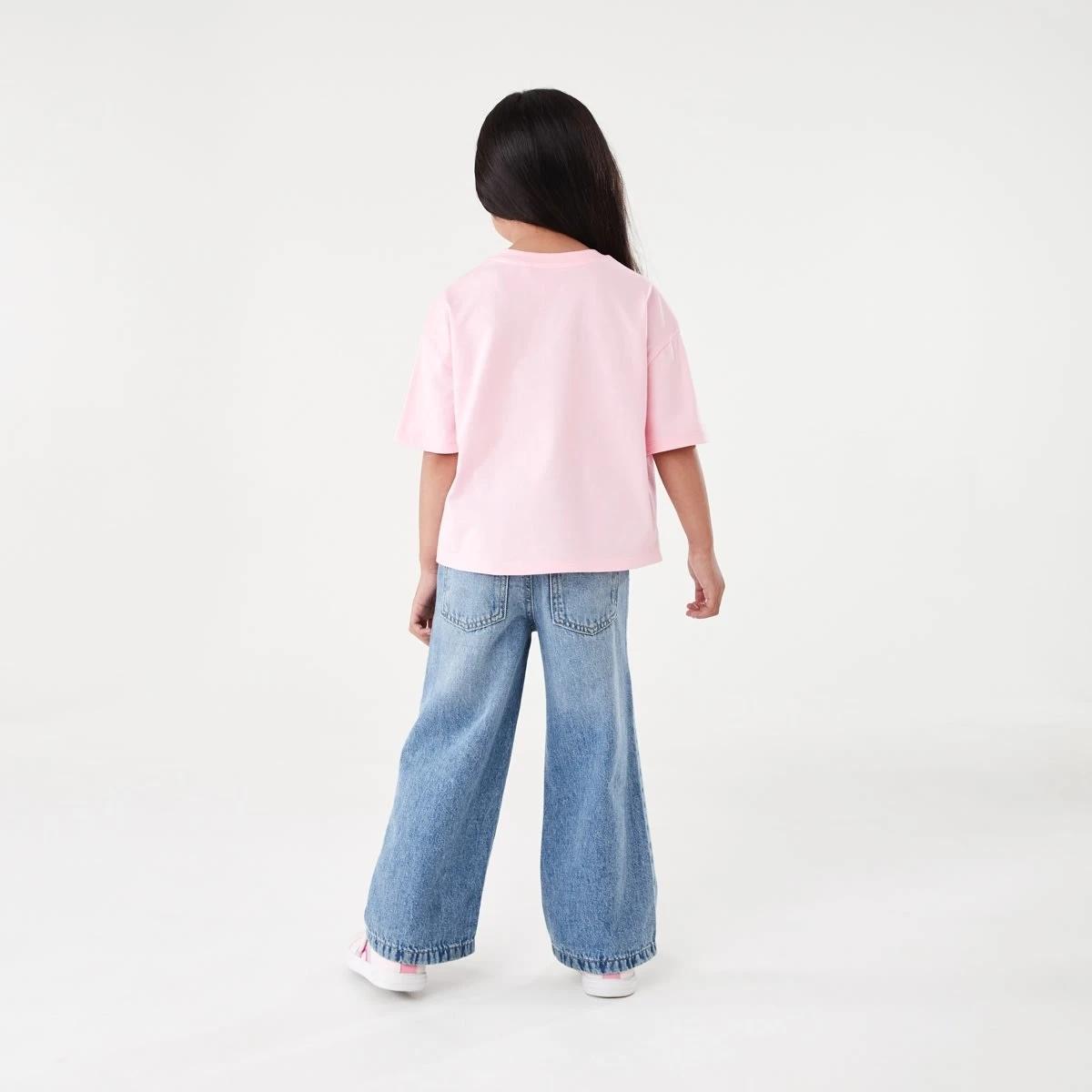 6 Short Sleeve Oversized Applique T-shirt Love, 6 of 8