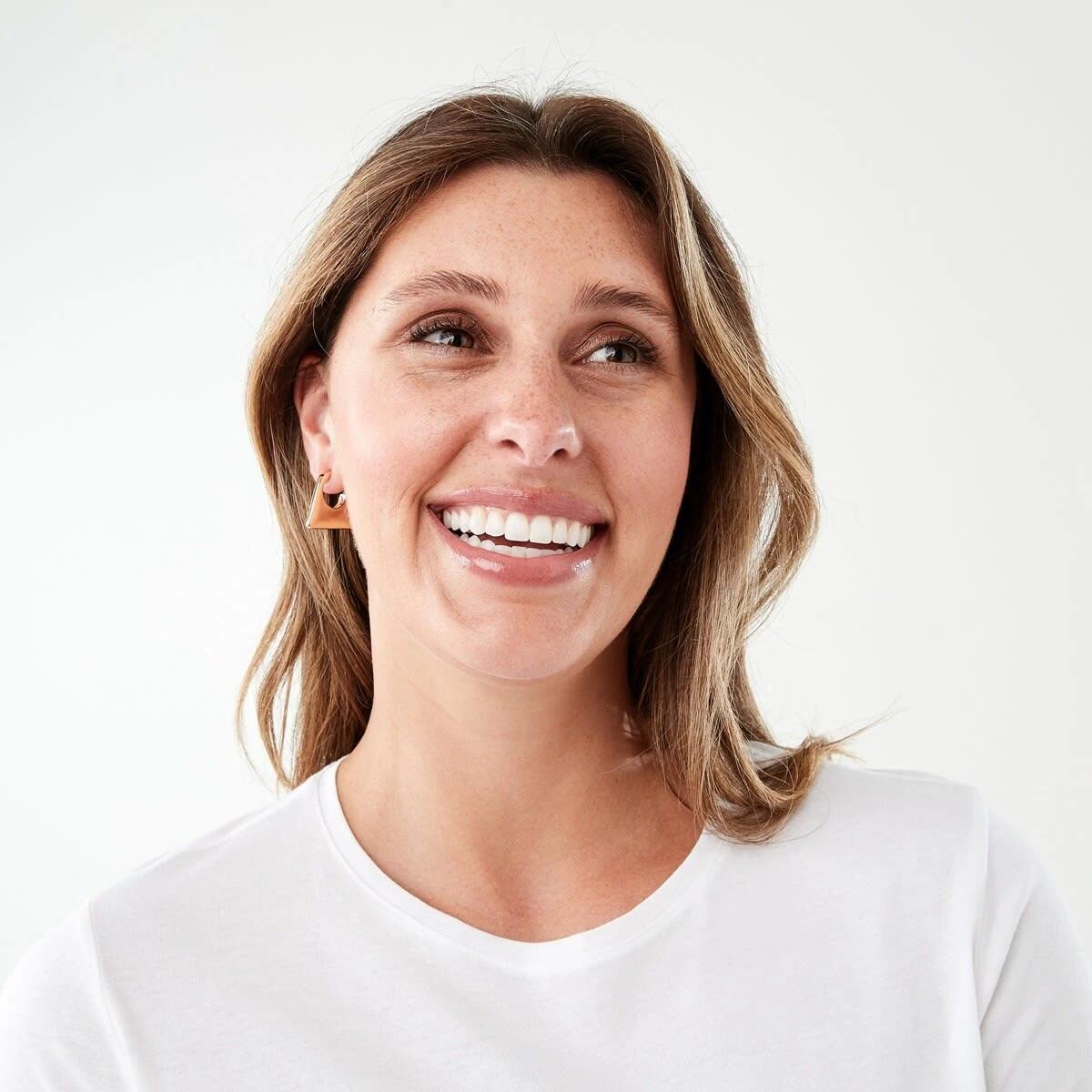 4 Small Puff Triangle Hoop Earrings - Gold Tone Gold, 4 of 5