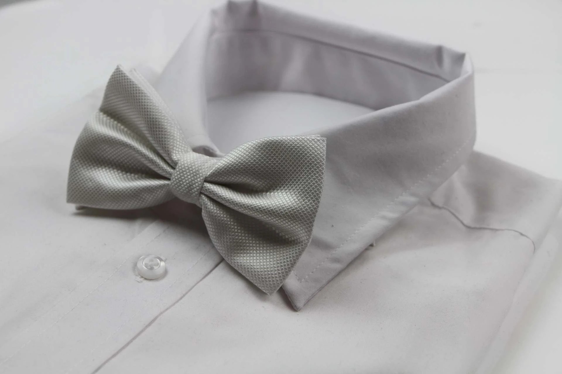 4 Zasel Mens White Plain Coloured Checkered Bow Tie - White, 4 of 5