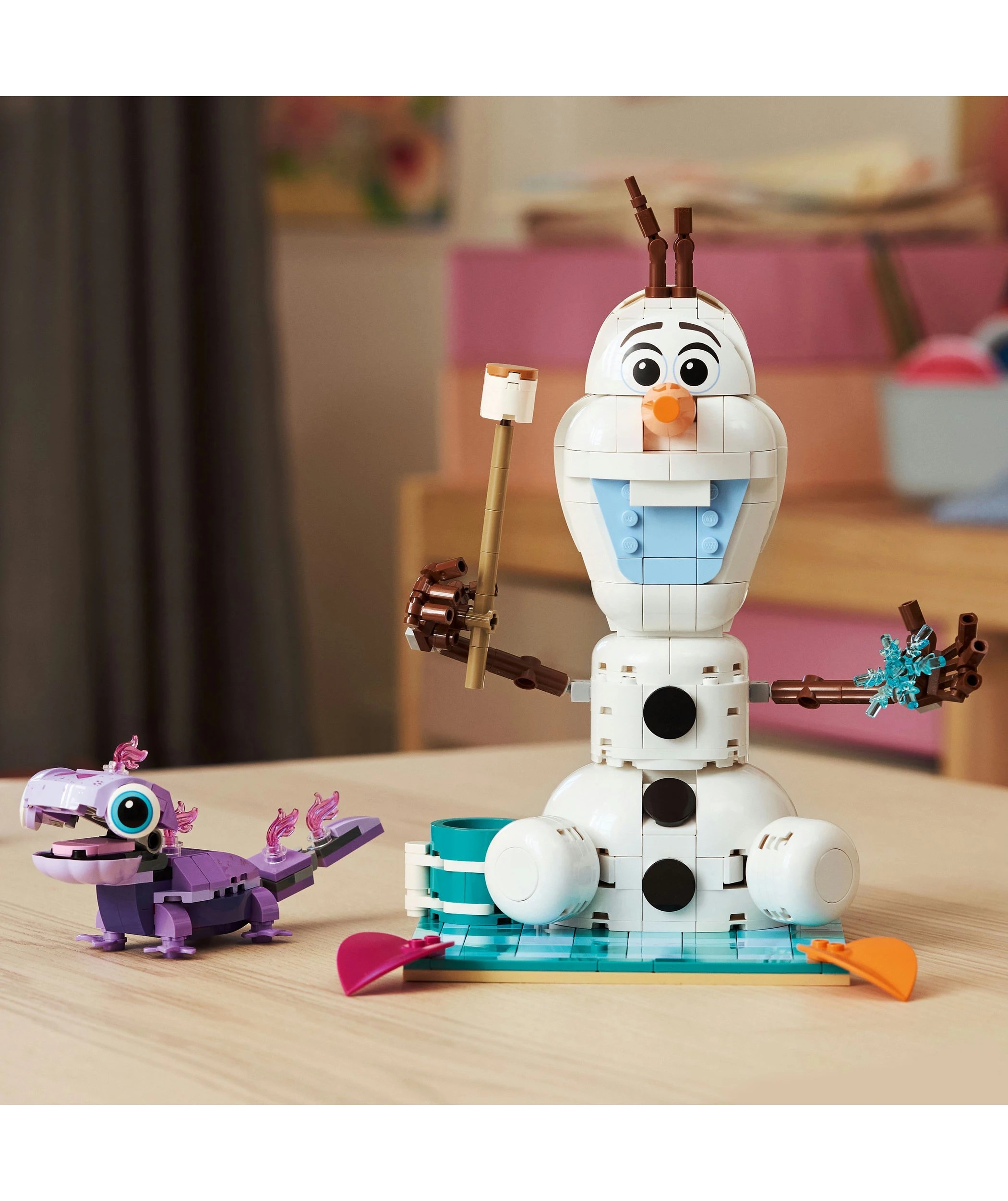 9 LEGO Disney Princess Olaf and Bruni's Picnic Fun 43287, 9 of 10