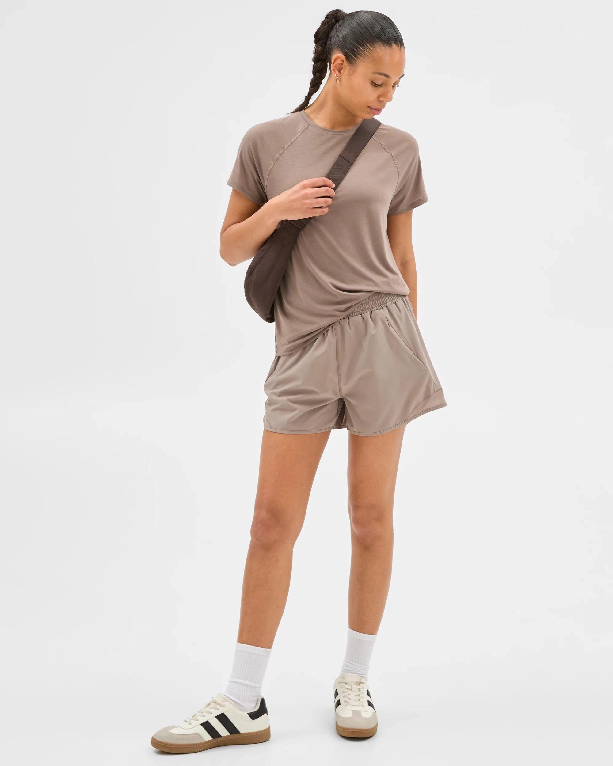 1 Target Active Performance Running Shorts MUSHROOM, 1 of 6