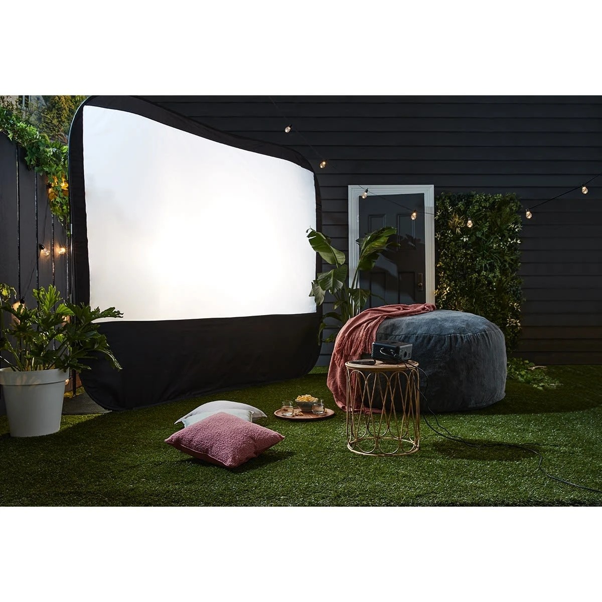 1 Portable Pop-Up Projector Screen, 1 of 10