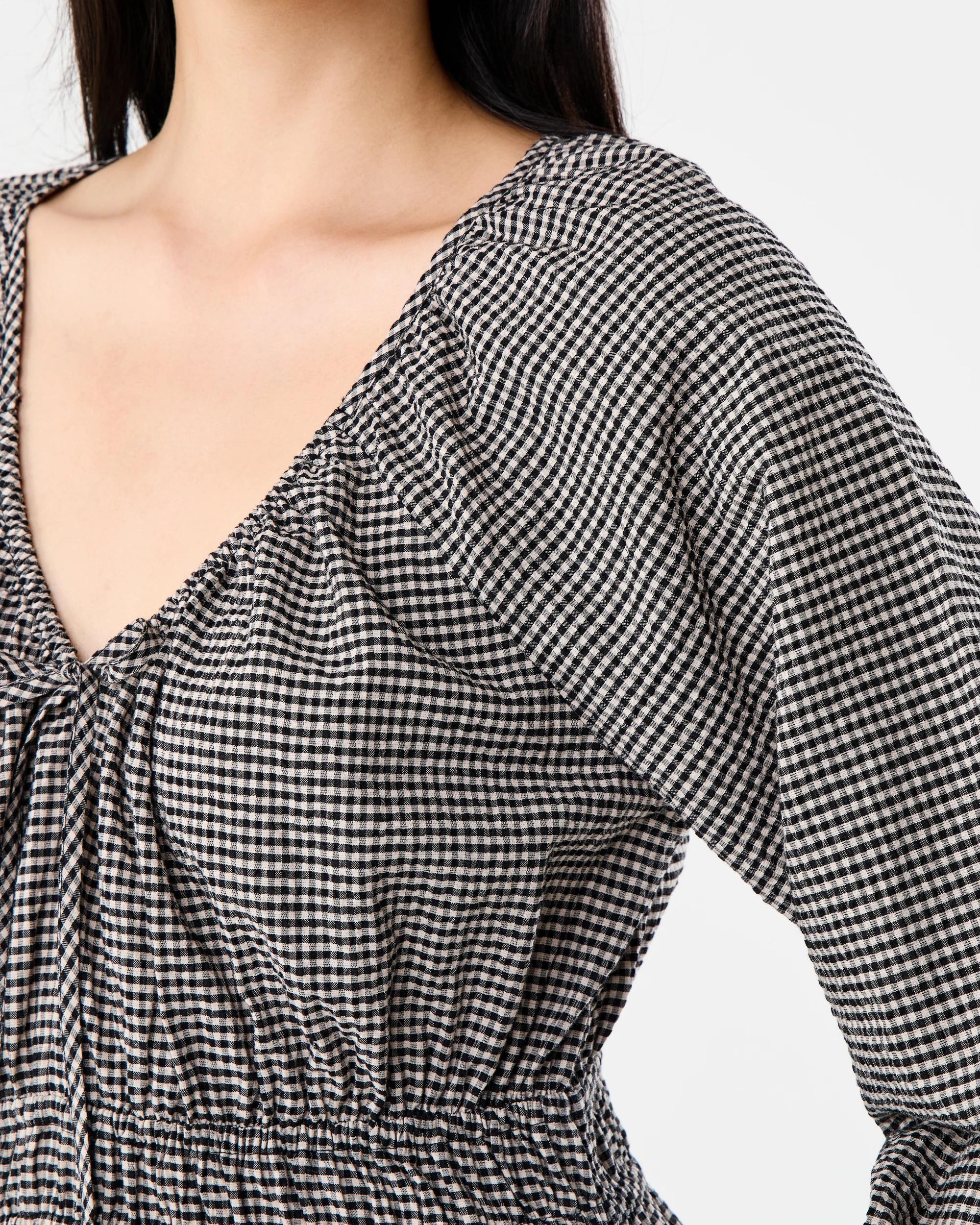 6 Long Sleeve V-Neck Gingham Midi Dress Black Ging, 6 of 7