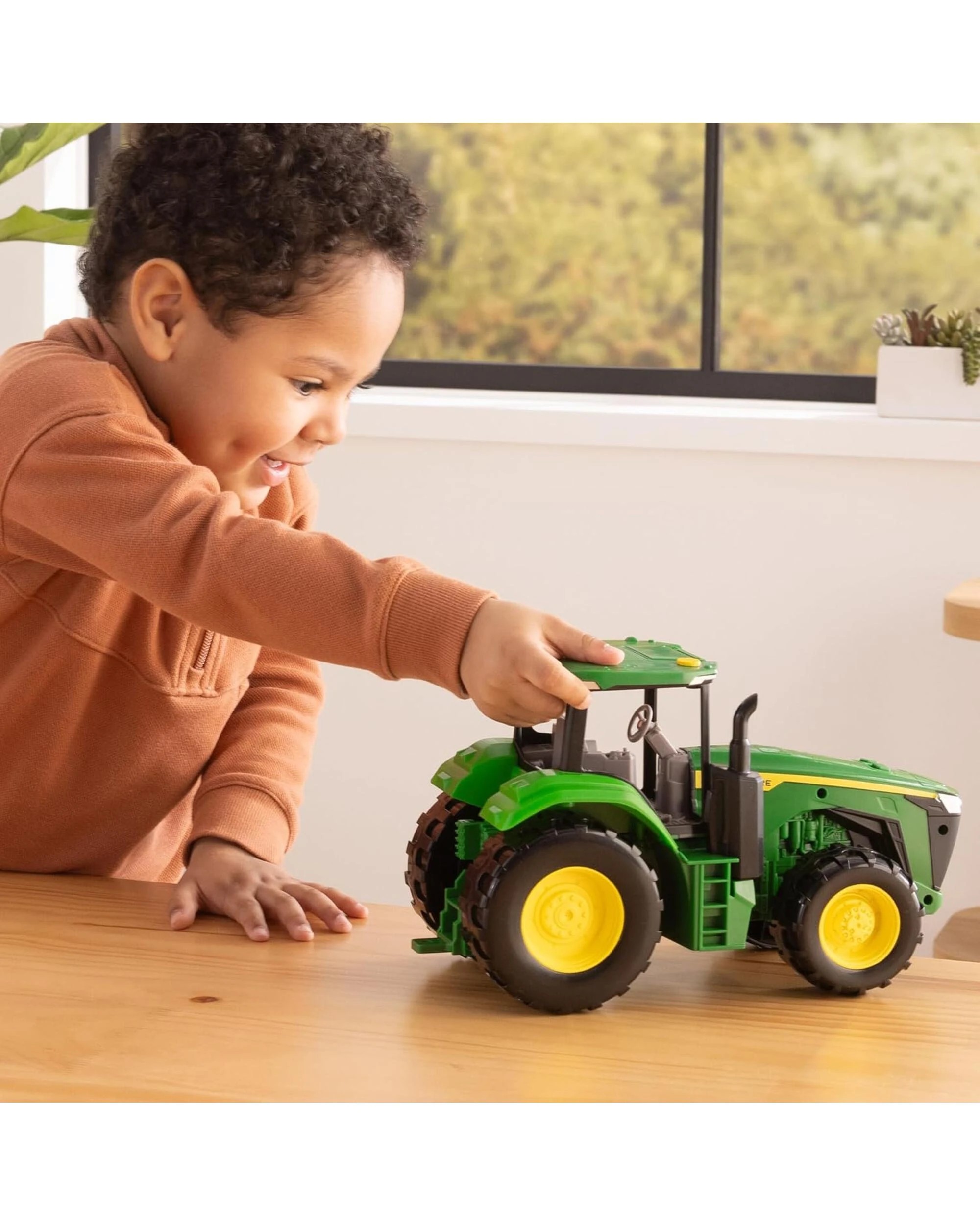 7 John Deere Lights and Sounds Tractor 30cm Toy Vehicle, 7 of 8
