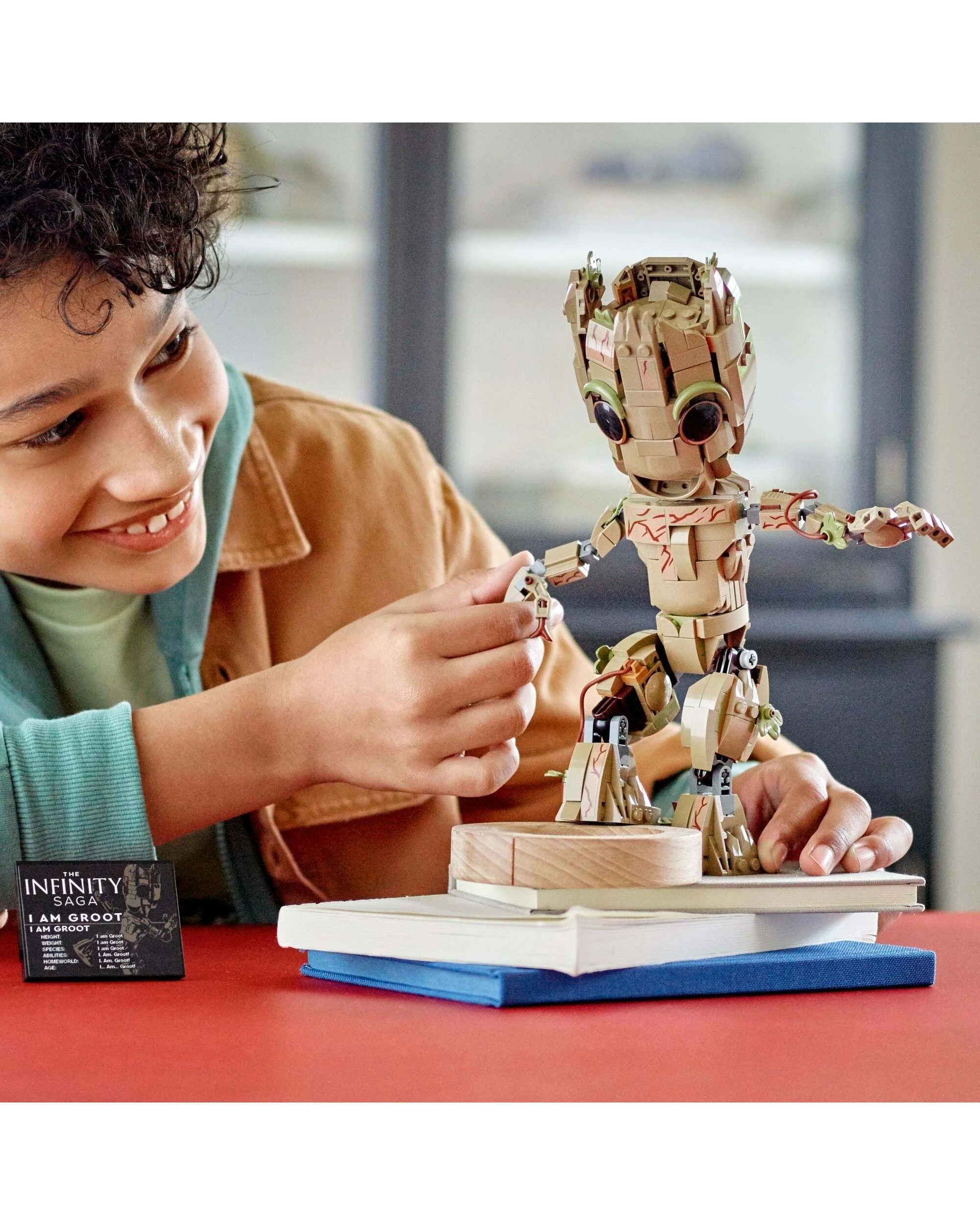 5 LEGO 76217 I am Groot: Posable Baby Groot Kit, 5 of 5