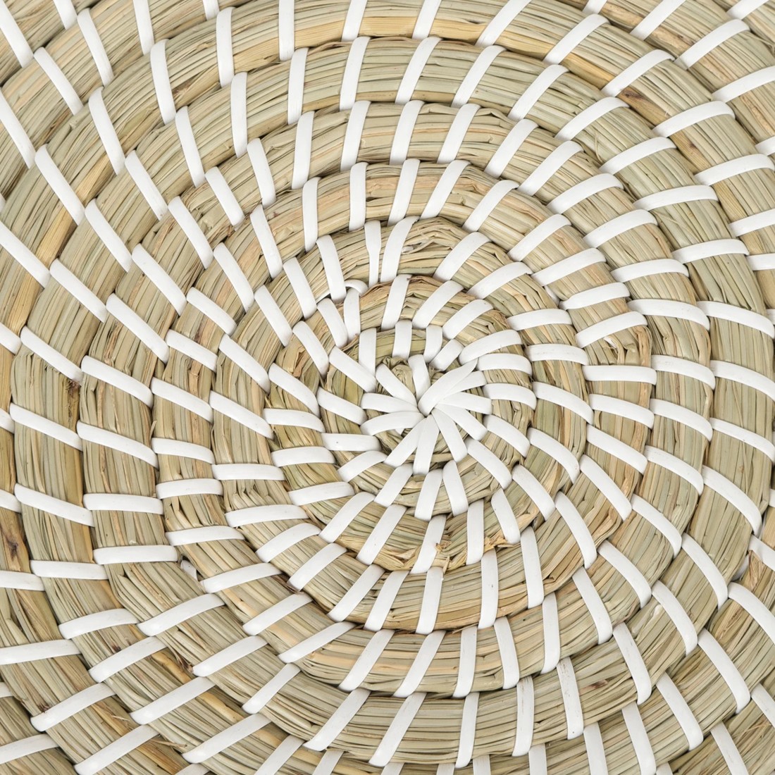 5 White Coil Round Placemat, 5 of 6