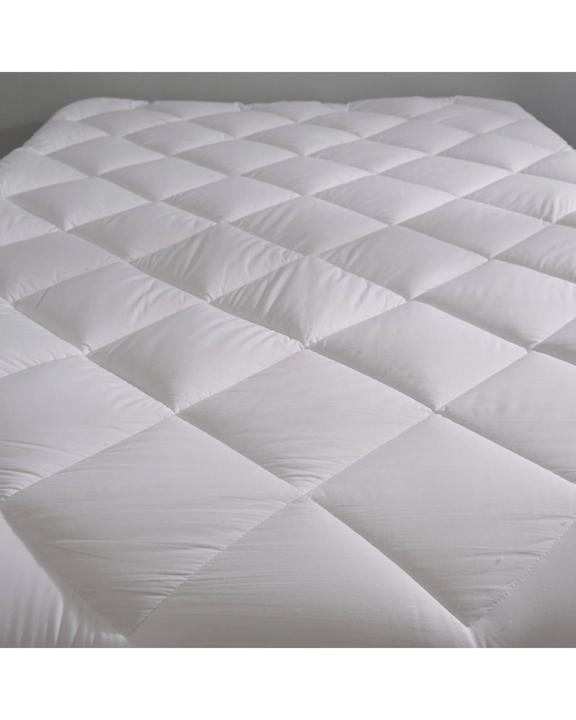 1 Canningvale Luxury Microfibre Mattress Topper - Super King Size - White, 1 of 1