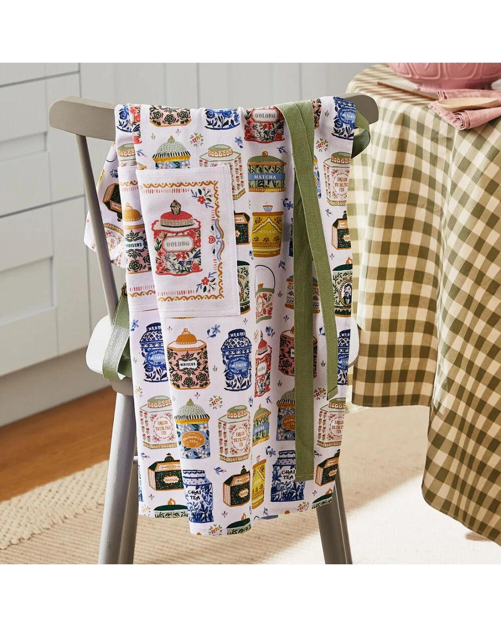 2 Ulster Weavers Apron Tea Tins  80 x 70cm, 2 of 3