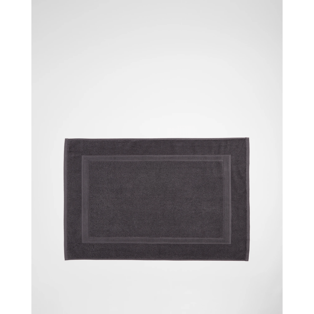 1 Grandeur Bath Mat
 - Grey, 1 of 2