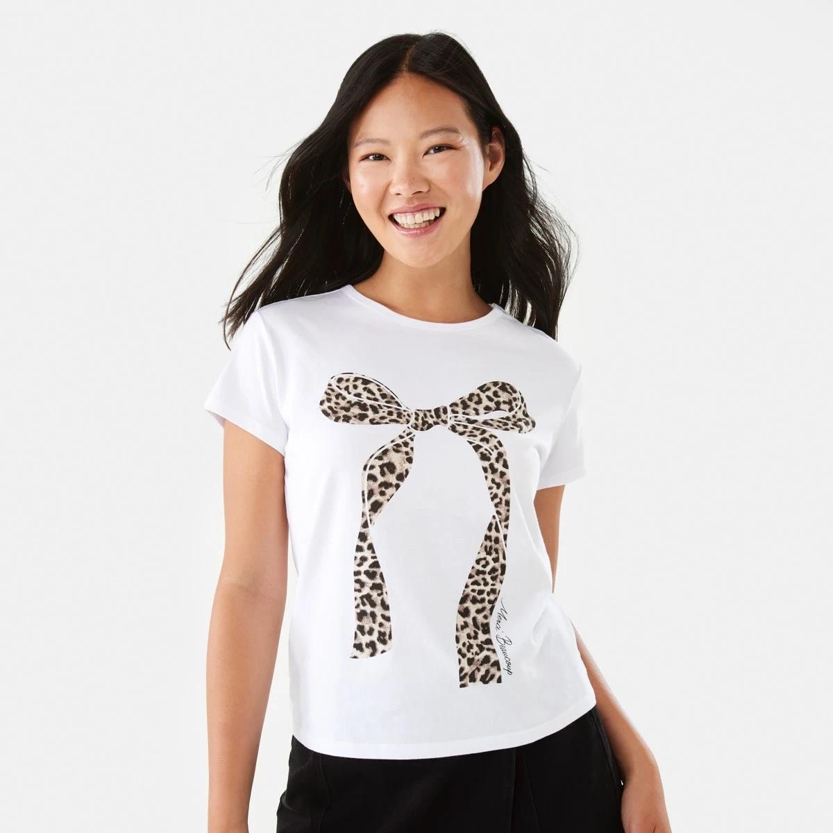 1 Short Sleeve Neat Print T-shirt Leo Bow, 1 of 8