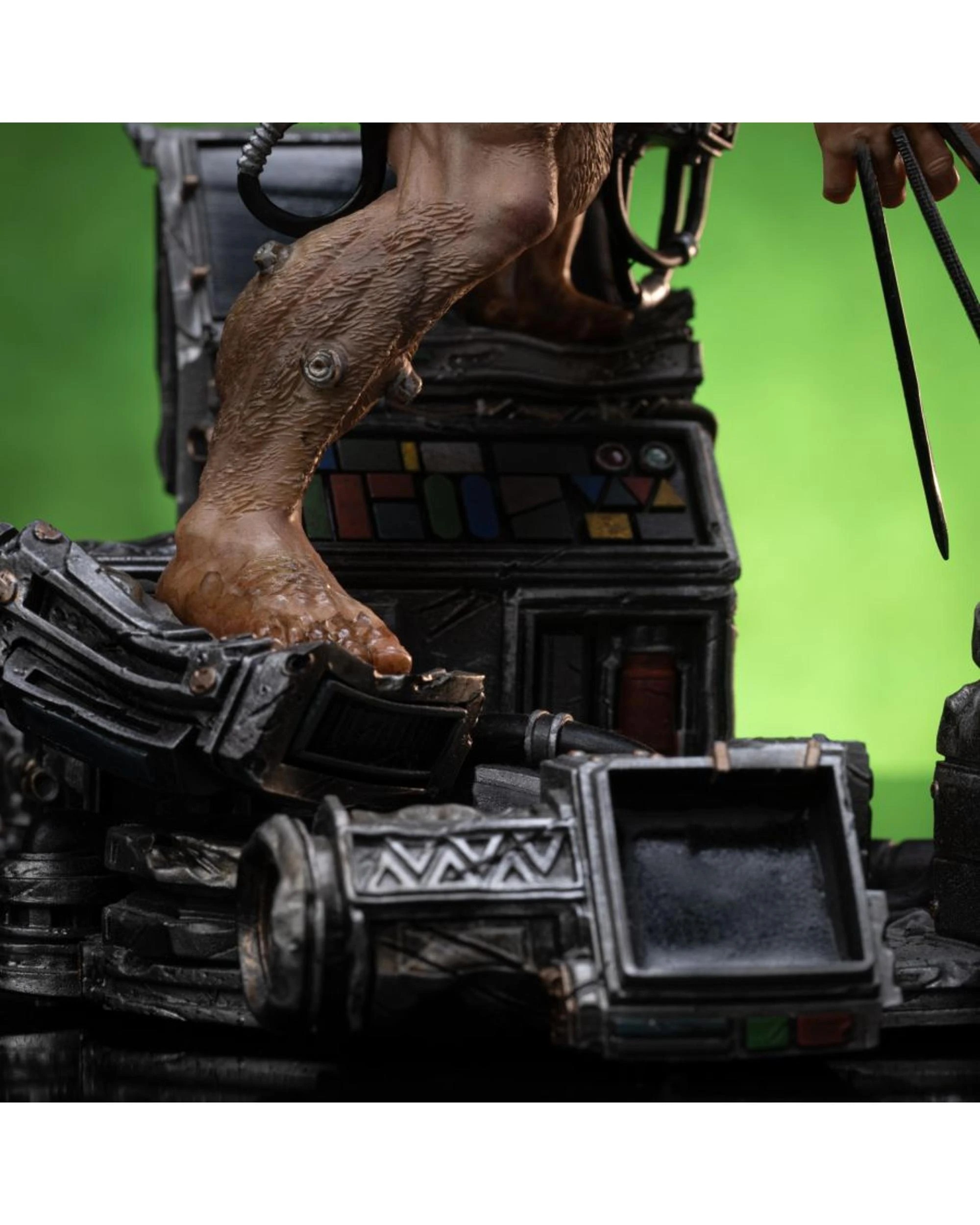 6 X-Men Wolverine 50th Anniversary Weapon X 1:10 Scale Statue, 6 of 7