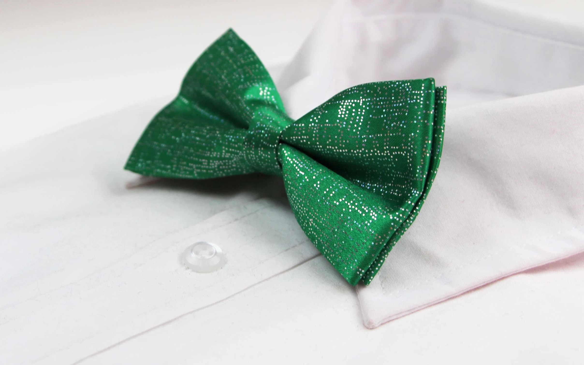 1 Zasel Mens Green Sparkly Glitter Patterned Bow Tie - Green, 1 of 4