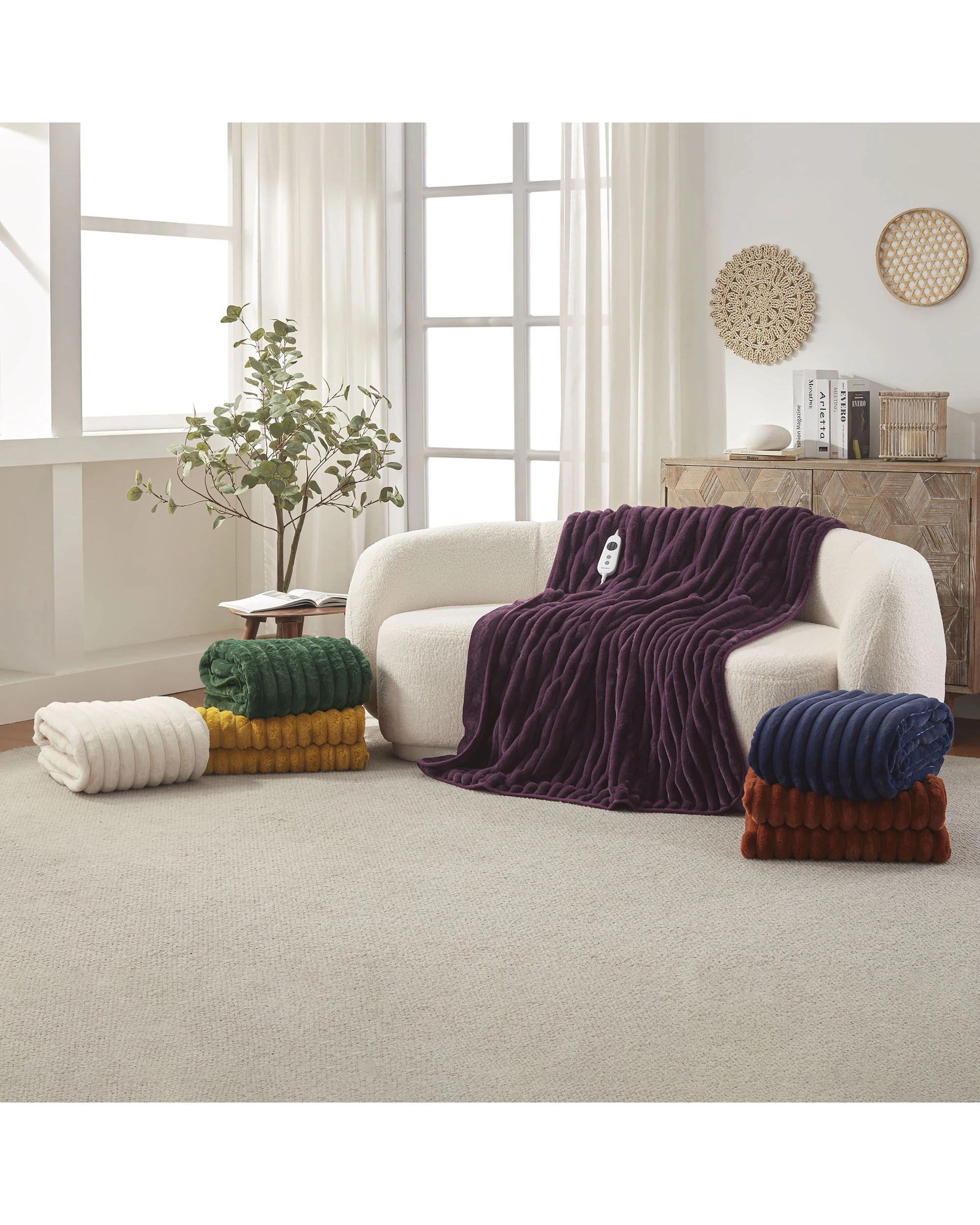 9 Dreamaker Cirra Chunky Embossed Fleece Heated Throw 180x200cm - Natural, 9 of 10