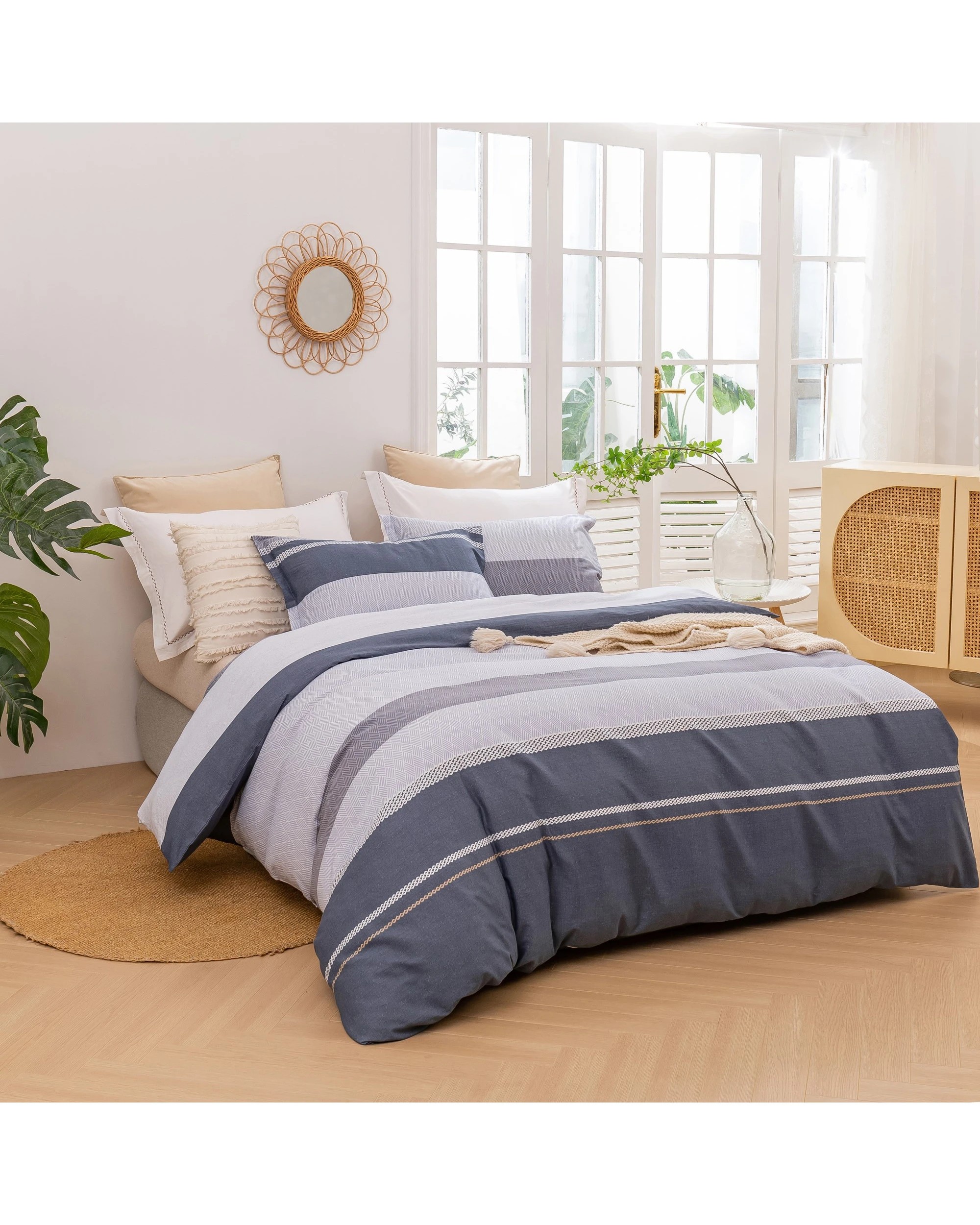 2 Dreamaker Portofino Stripe 100% Cotton Quilt Cover Set - Single Bed - Blue, 2 of 5