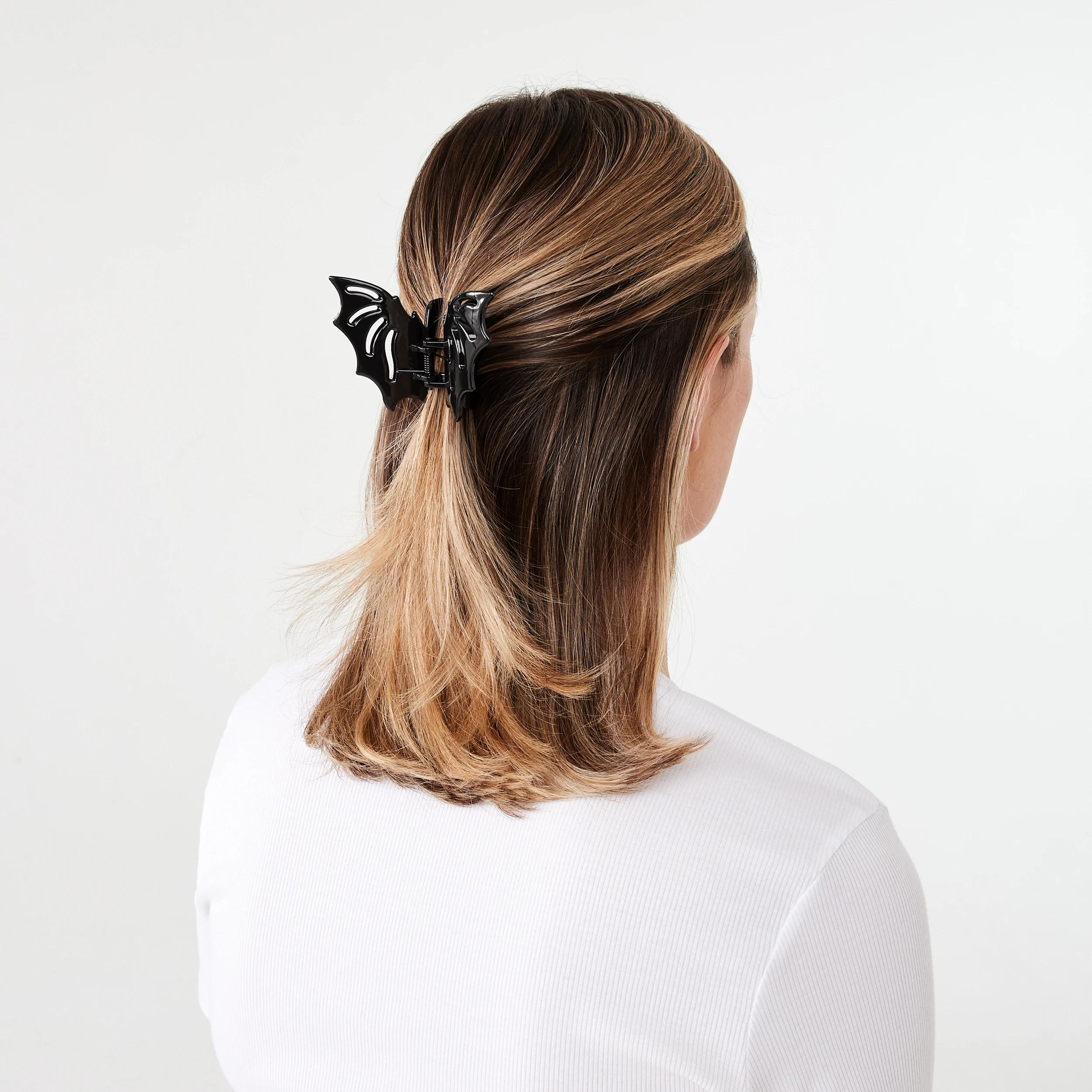 3 Black Halloween Bat Claw Hair Clip Black, 3 of 4