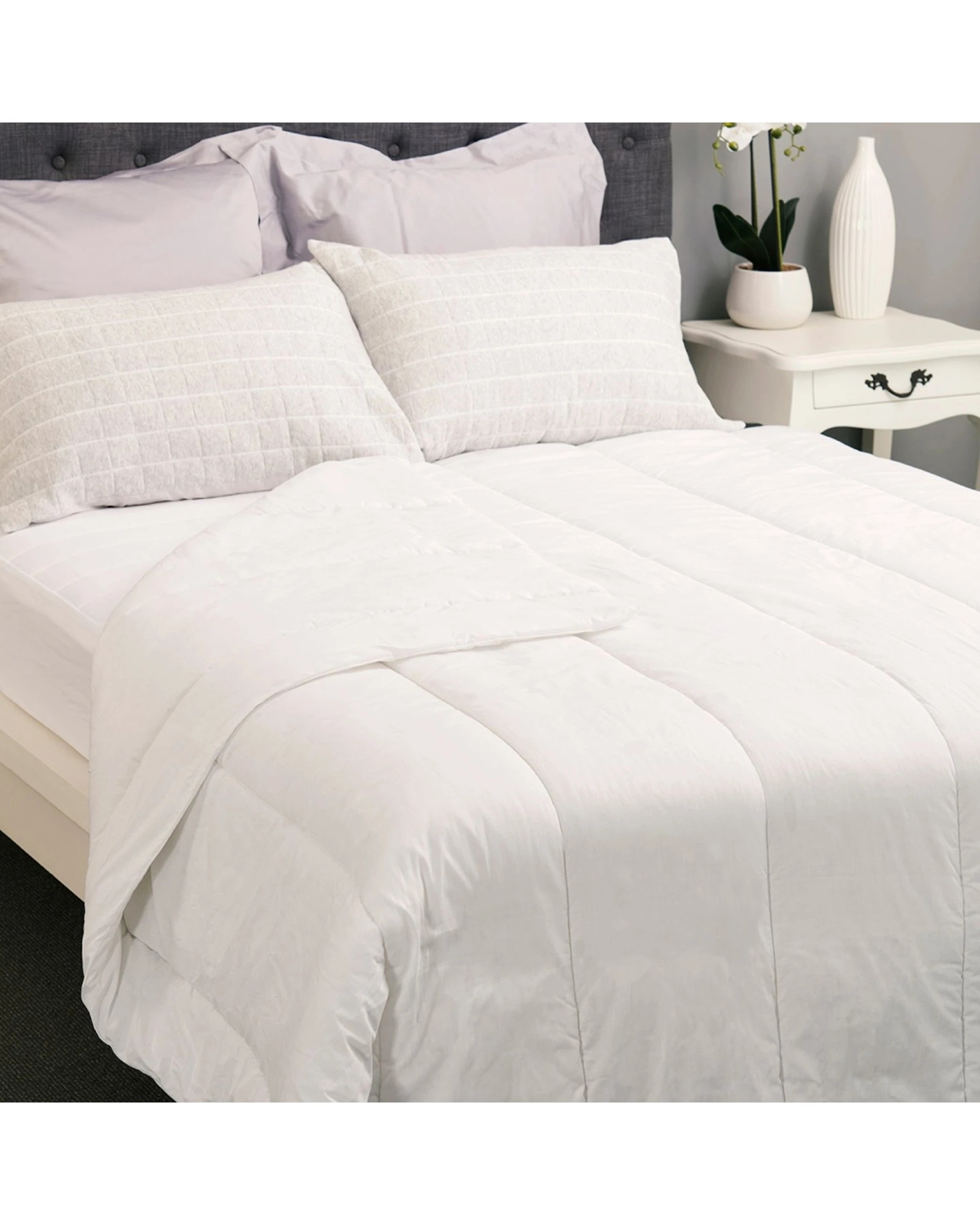 3 Tontine Aussie Favourite All Season Quilt 240 x 210cm - King Bed - White, 3 of 5