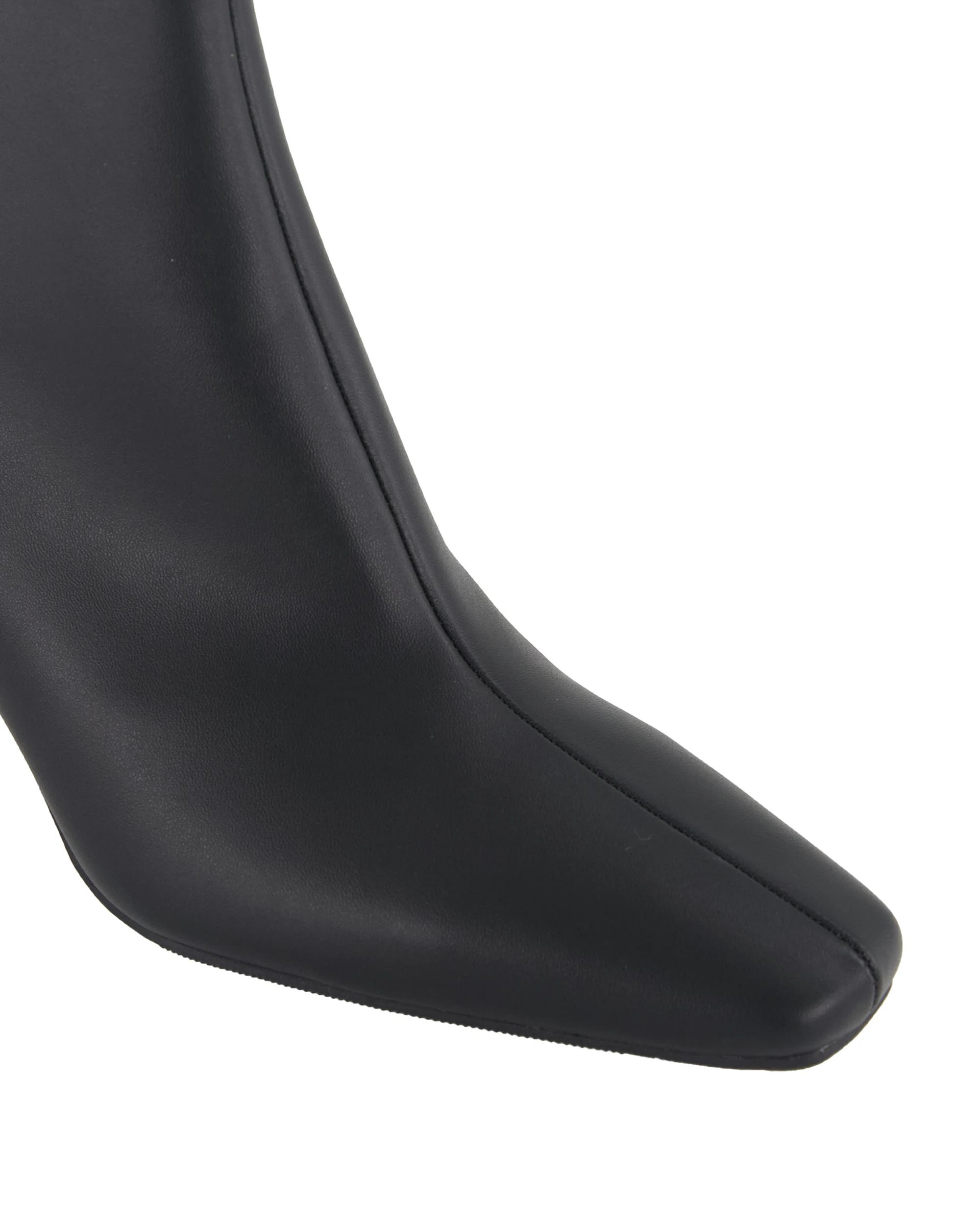 4 Straight Heel Ankle Boots Black, 4 of 5