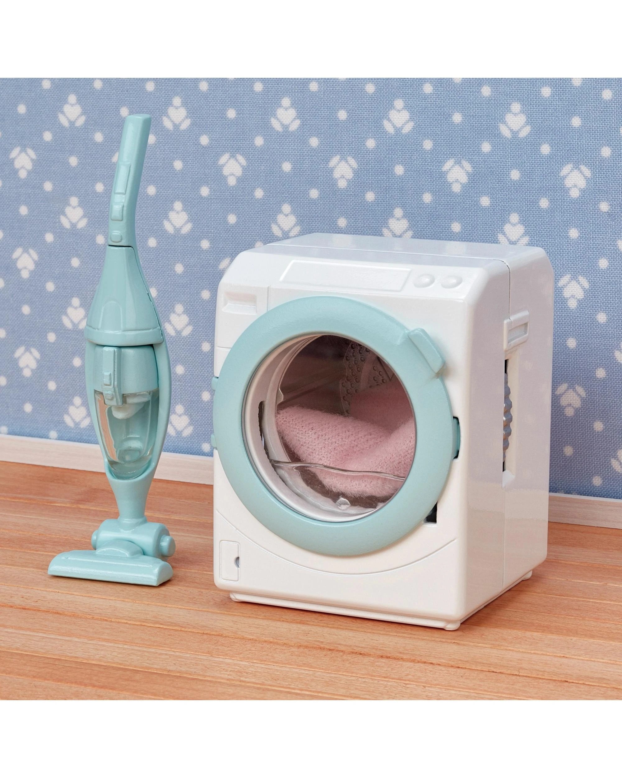 3 Sylvanian Families Laundry and Vacuum Cleaner, 3 of 5