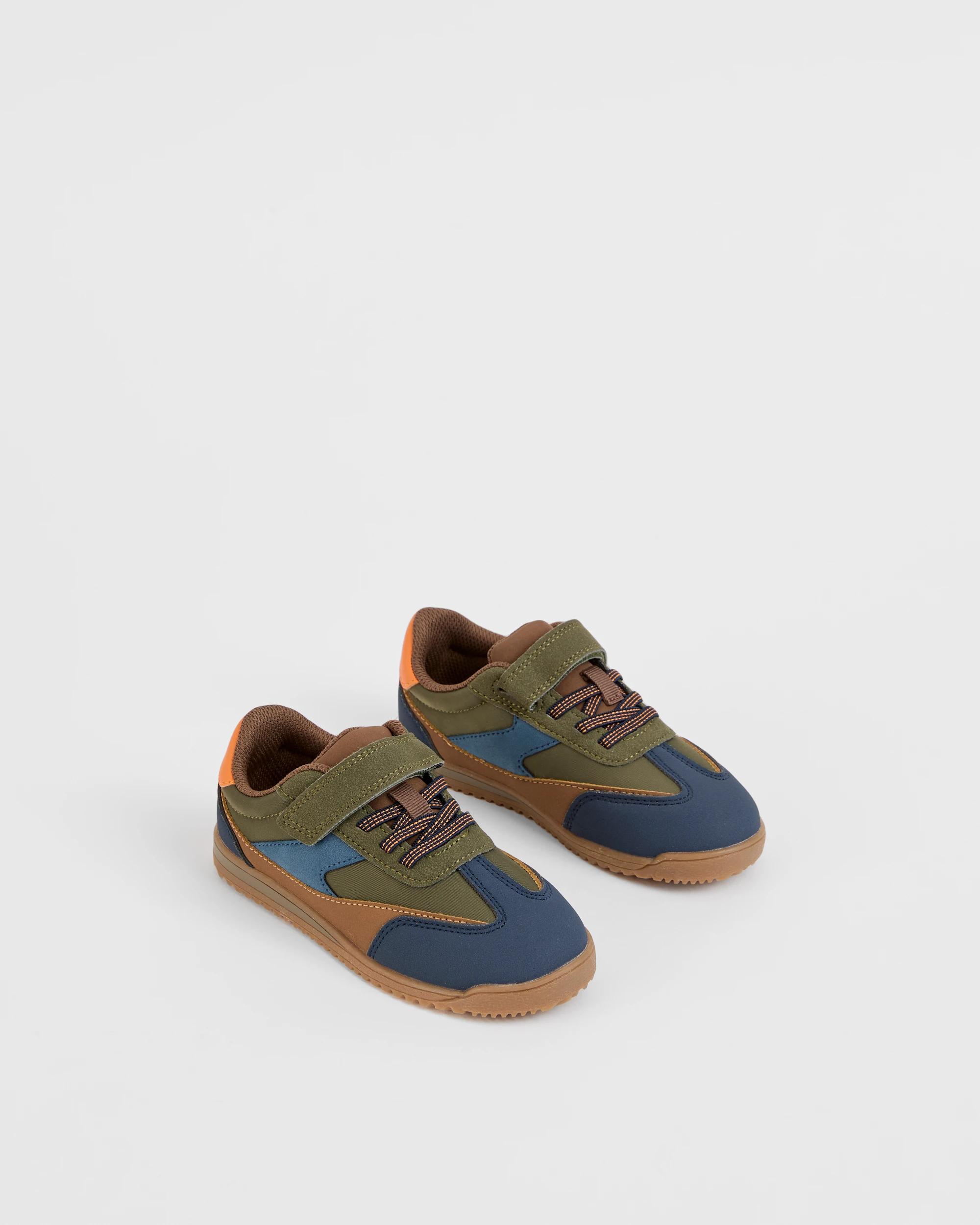 2 Target Kids Sleek Sneaker TAN, 2 of 5