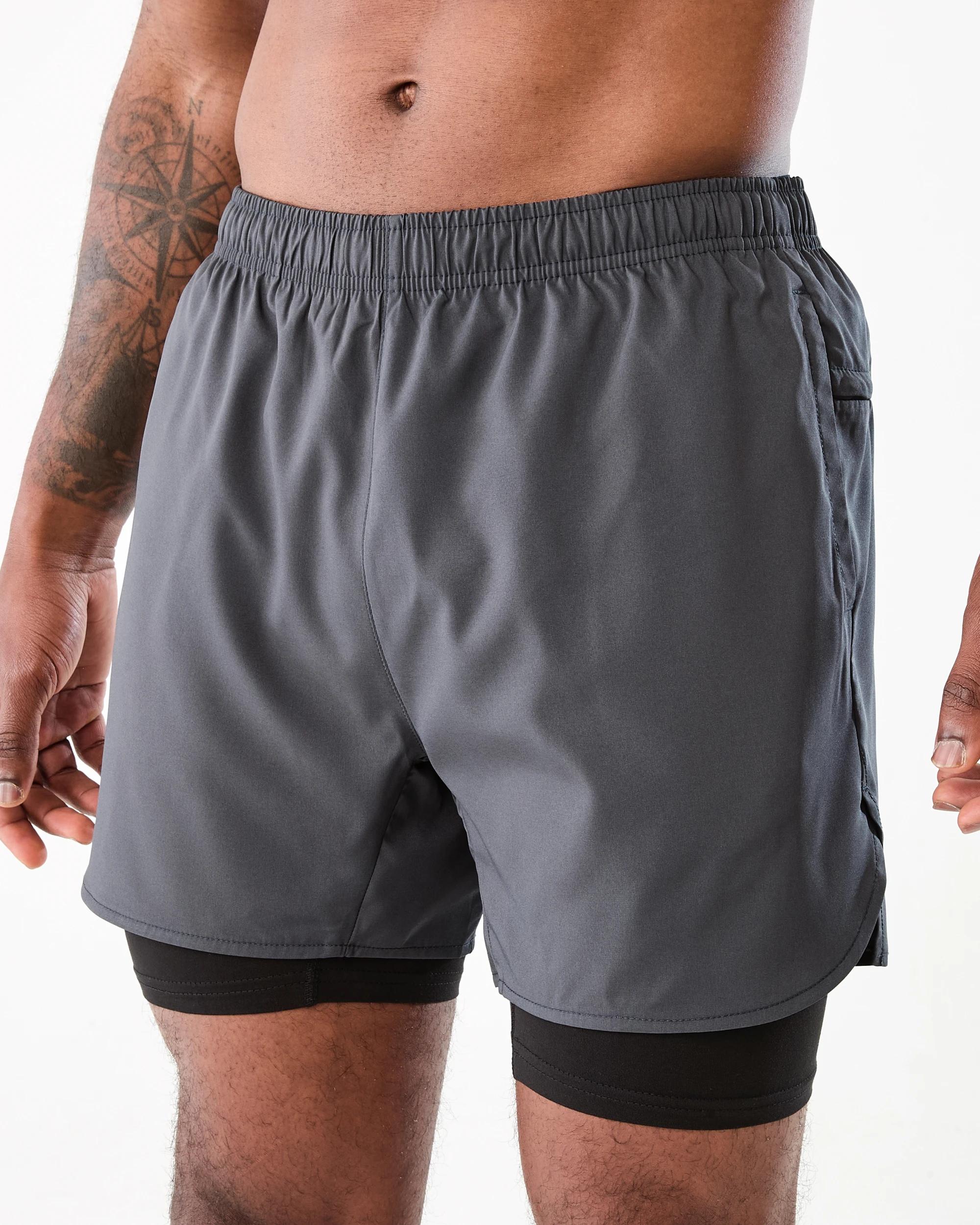2 Active Mens Dual Layer Shorts Gry Drkish, 2 of 8