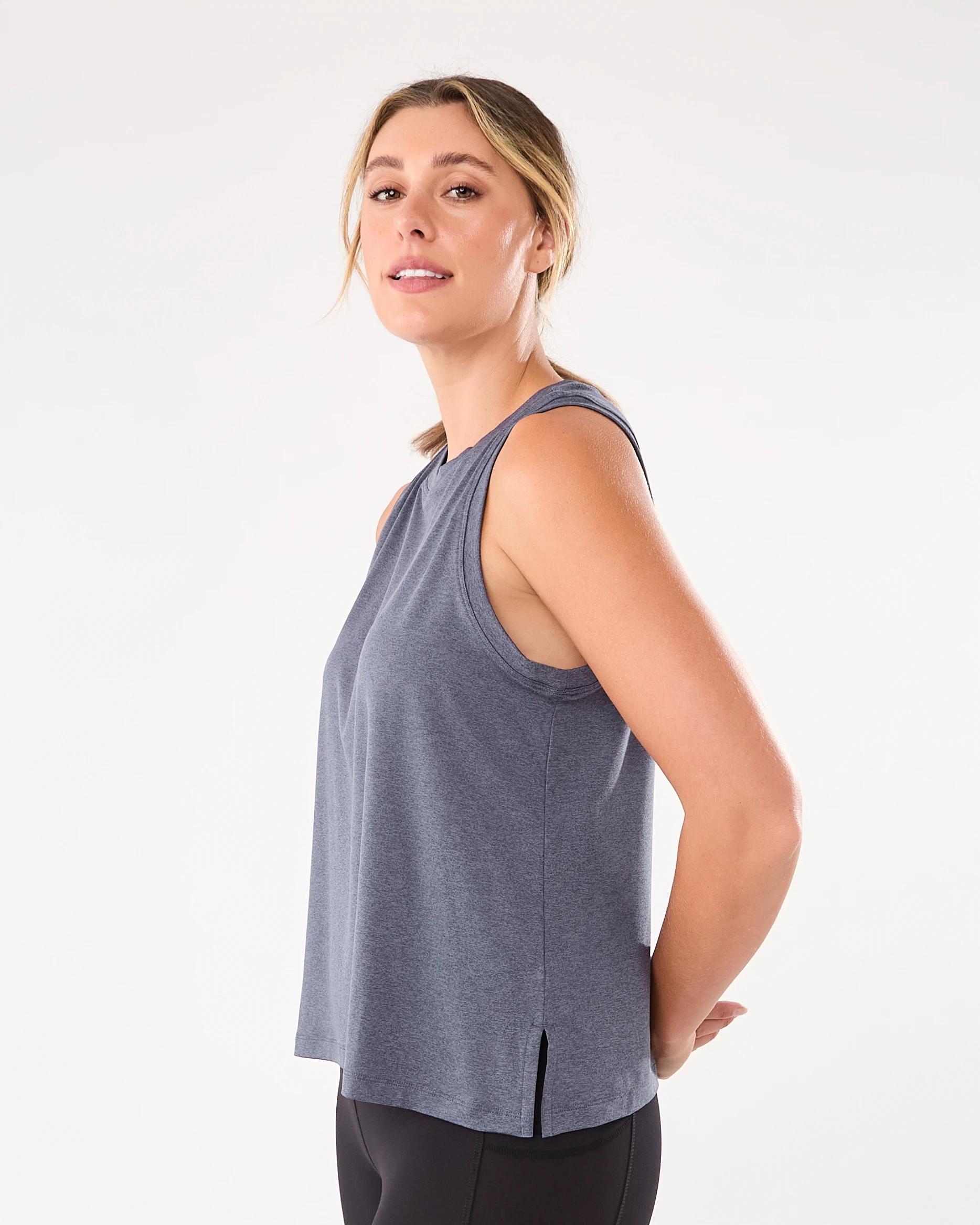 2 Active Womens Studio Tank Wshed Navy, 2 of 7
