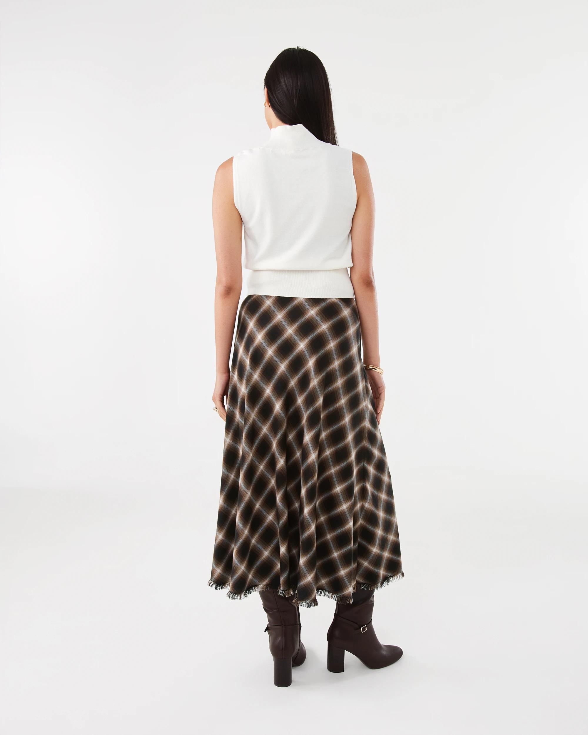 4 Asymmetrical Flannel Skirt Brwn Check, 4 of 6