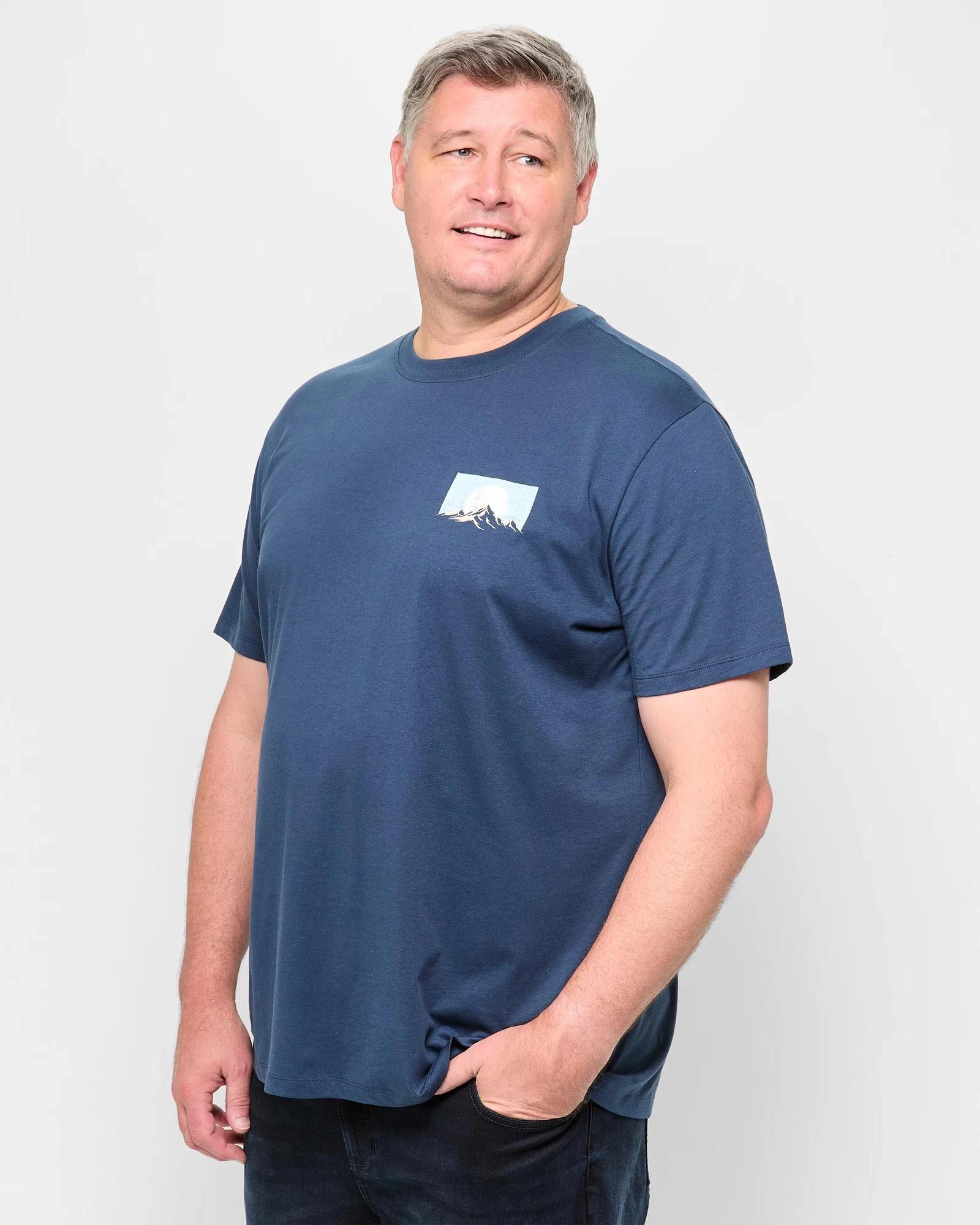 3 Target Plus Size Australian Cotton Adventure Print T-Shirt NAVY BLUE, 3 of 5