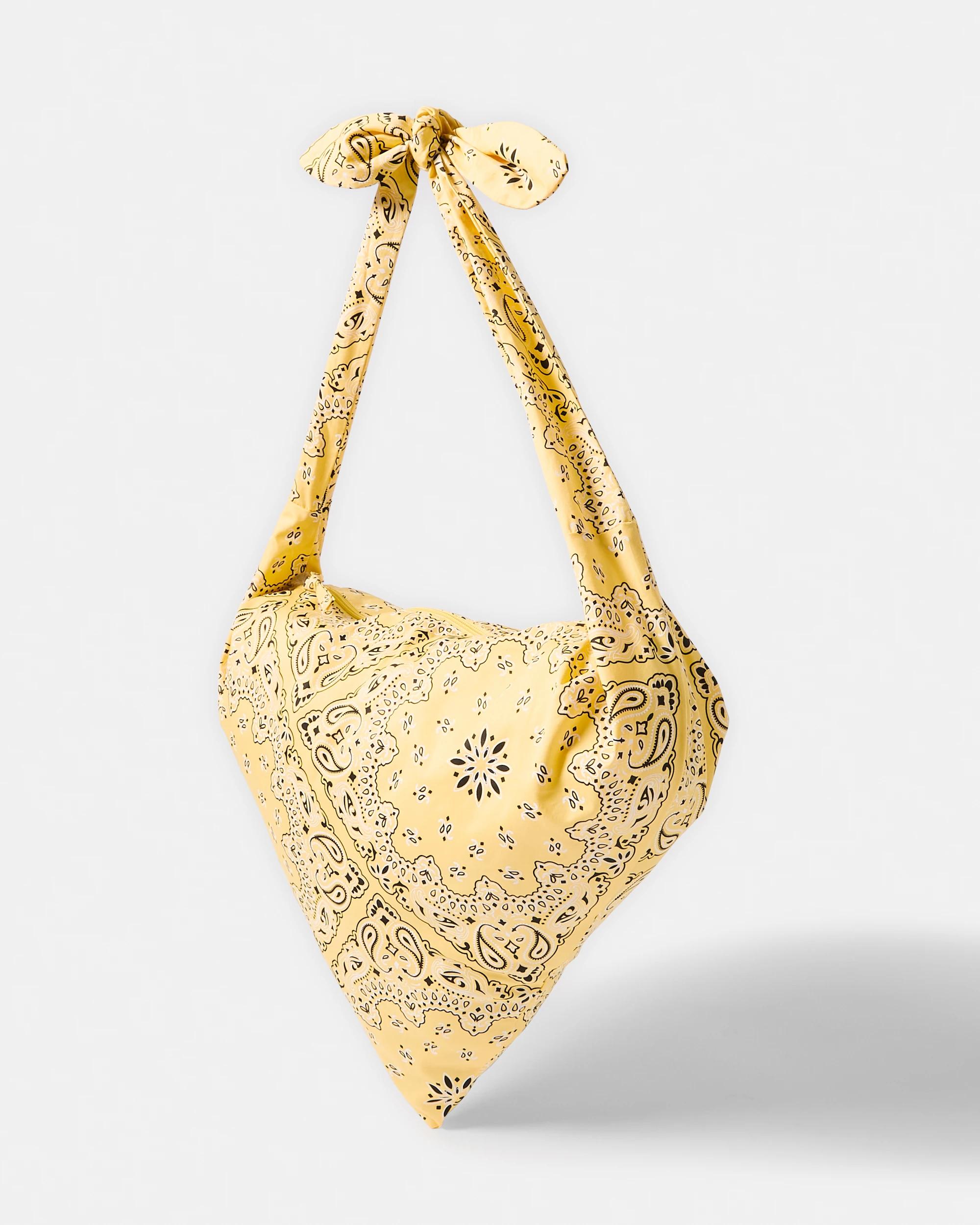 2 Triangle Knot Bag Bandana, 2 of 5