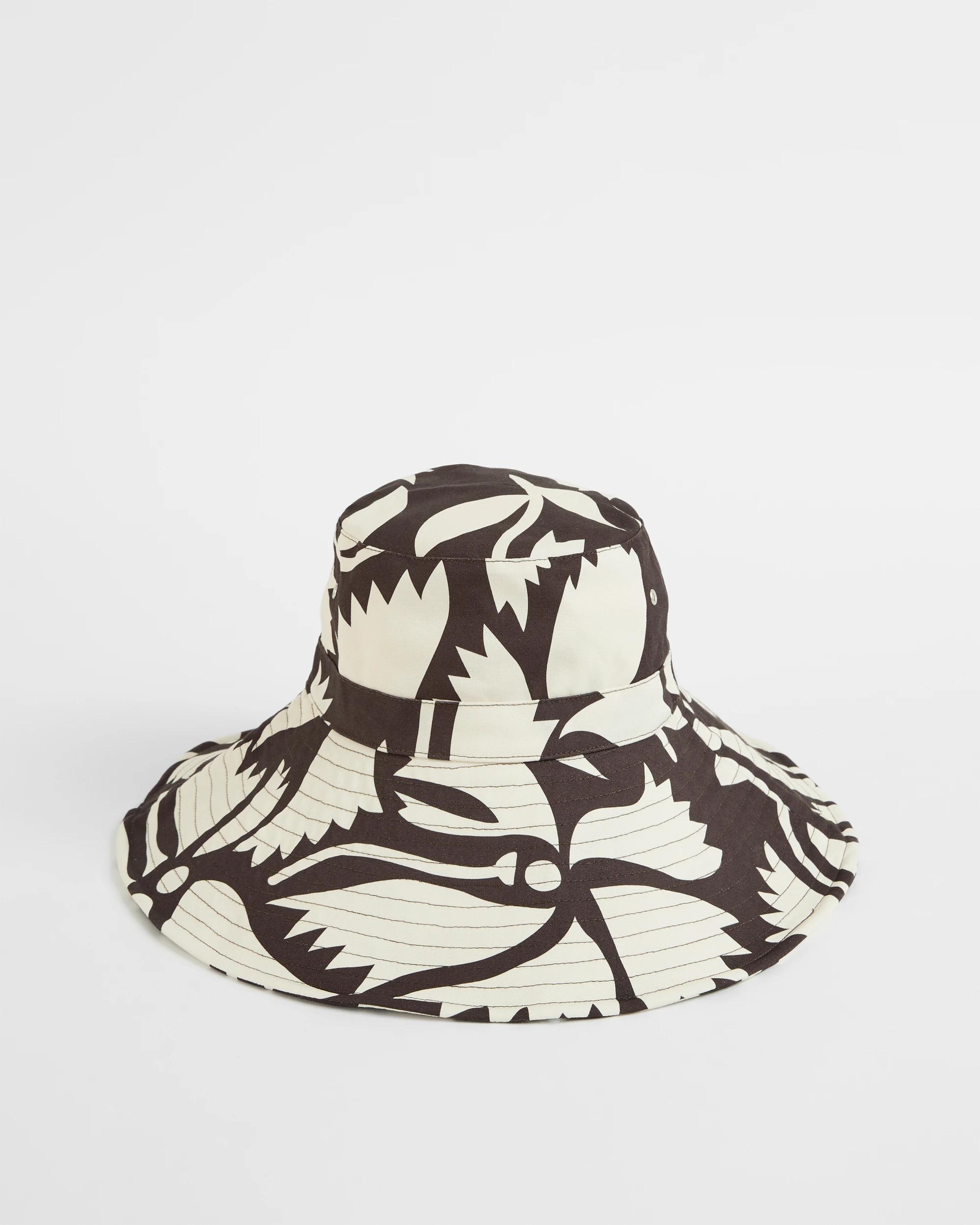1 Target Woman Wide Brim Print Canvas Bucket Hat CHOCOLATE, 1 of 2