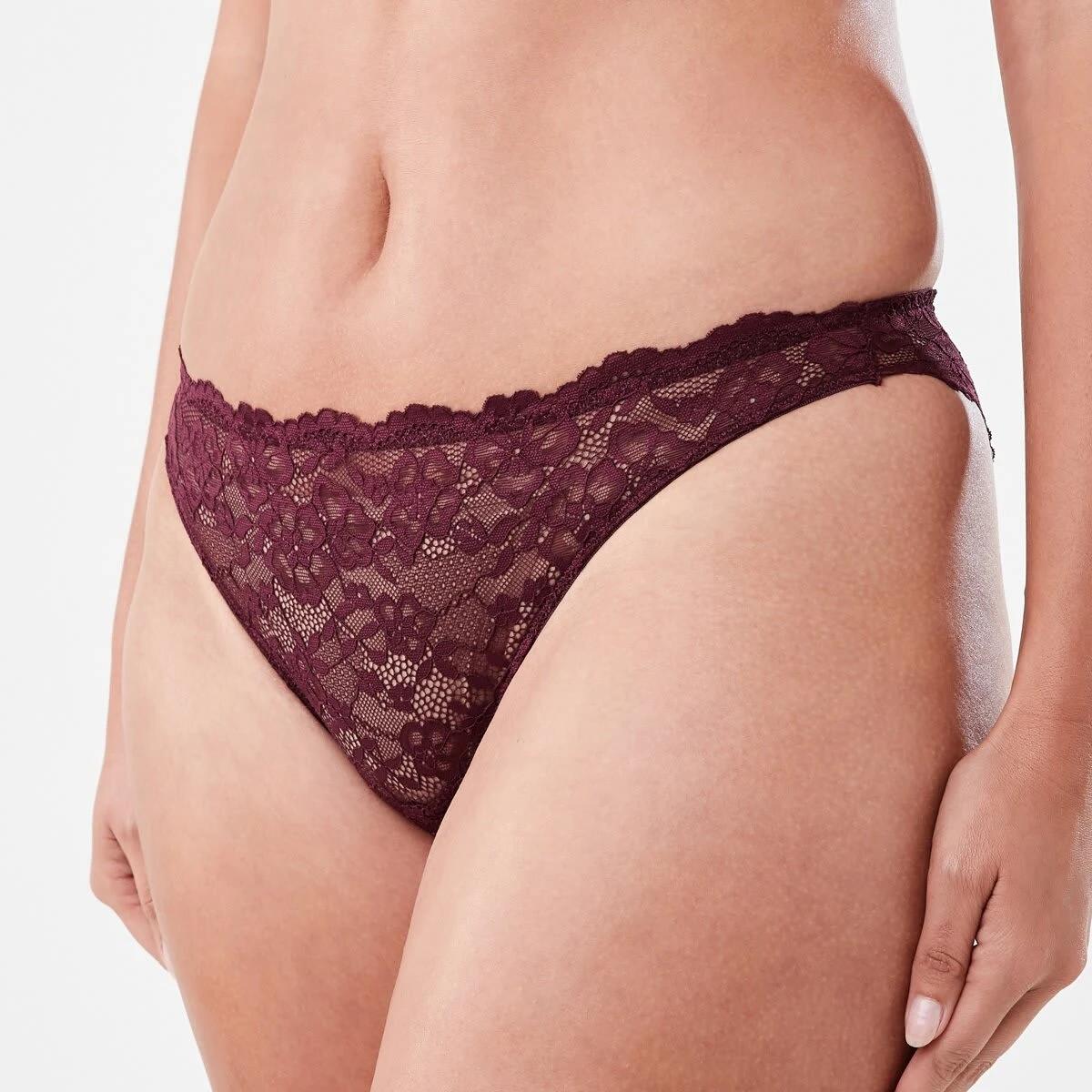 2 Co-ordinated Lace Cheeky Bikini Windsor Wn, 2 of 4