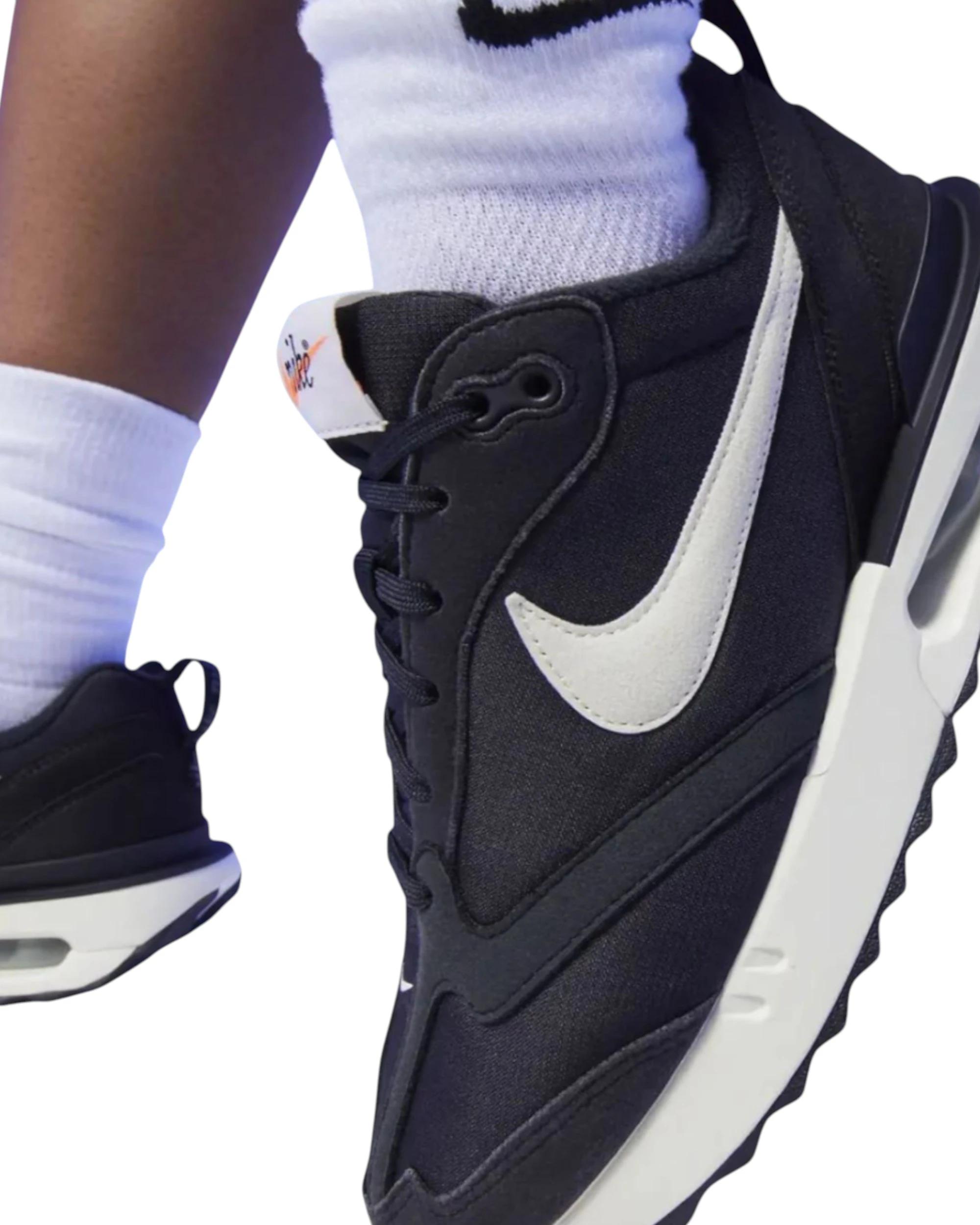 3 Nike  Womens Air Max Dawn Black/ Summit White Athletic Shoes BLACK/SUMMIT WHITE, 3 of 7