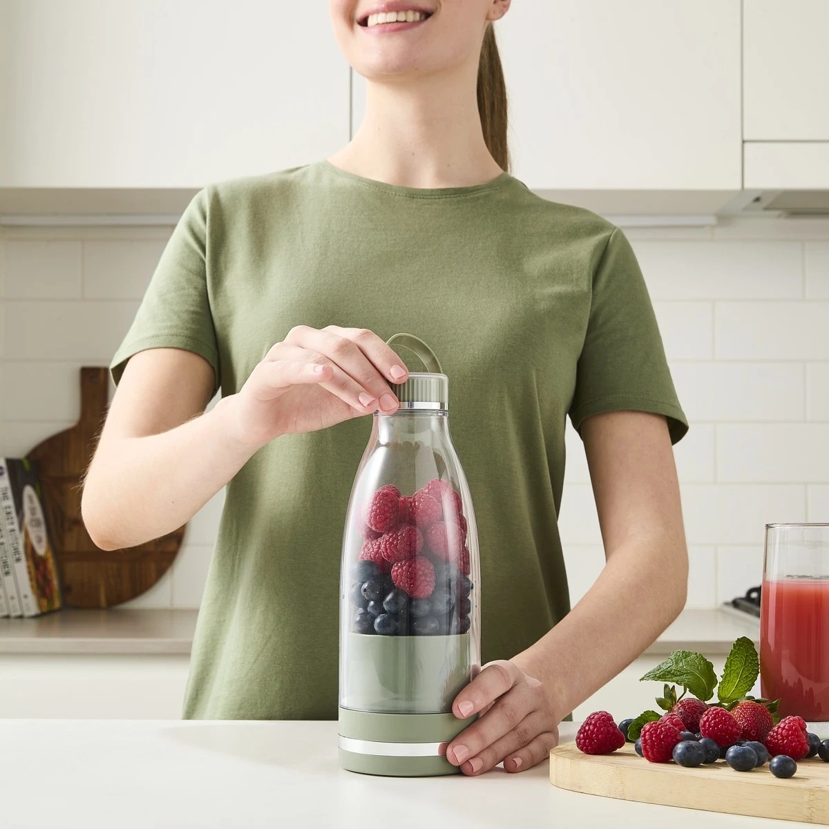 2 Portable Blender - Green, 2 of 8