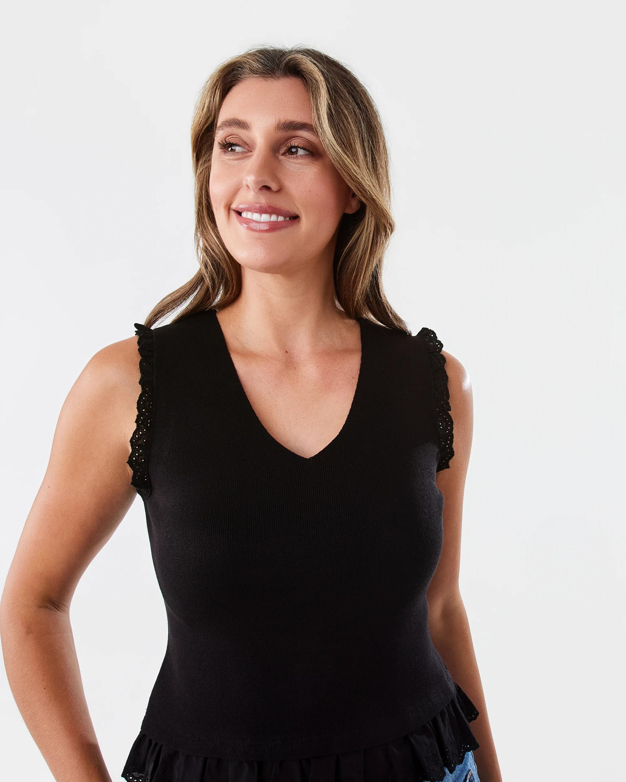 4 Sleeveless Trim Tank Black, 4 of 6