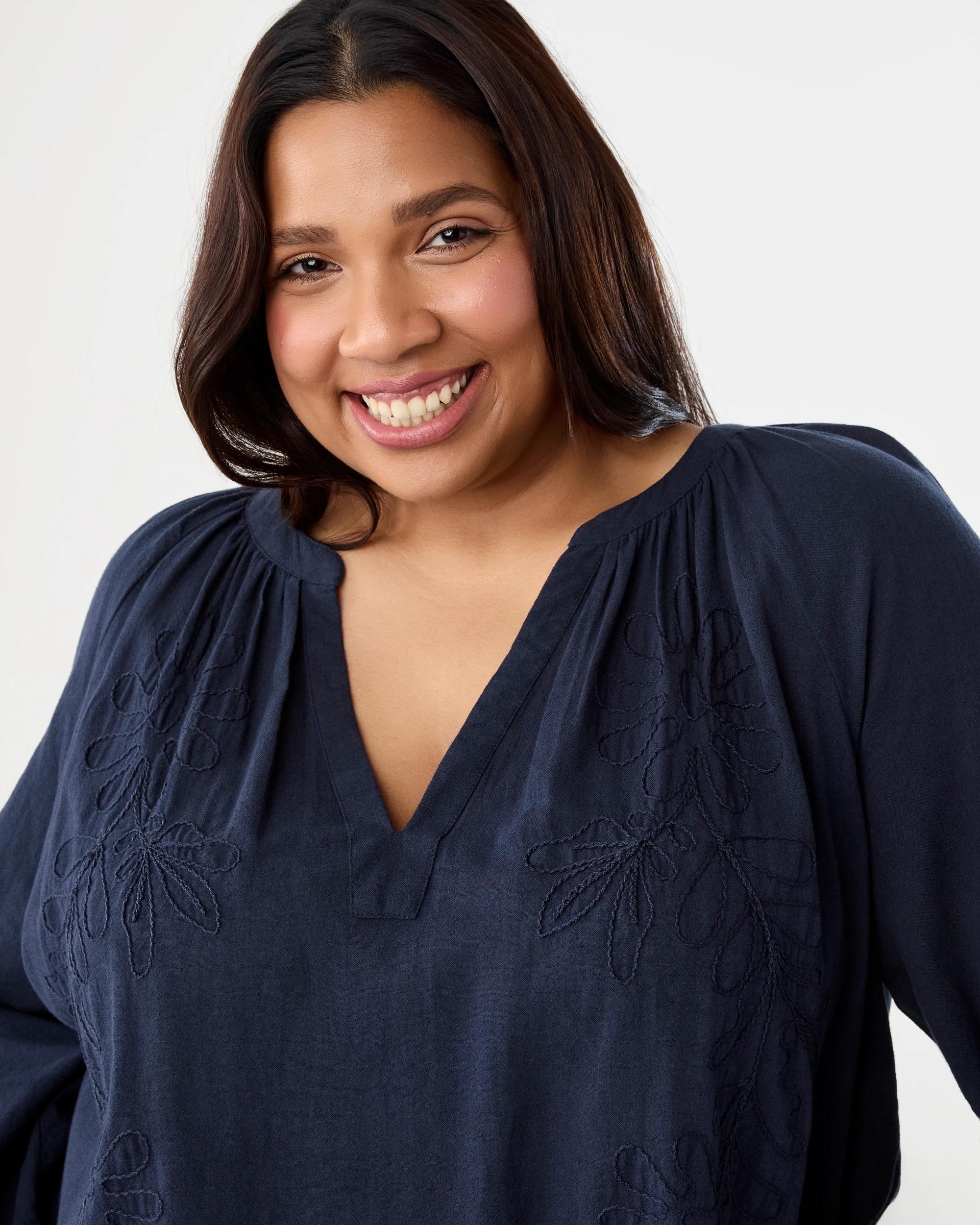 4 Curve Long Sleeve Embroidered Front Top Navy Blaze, 4 of 6