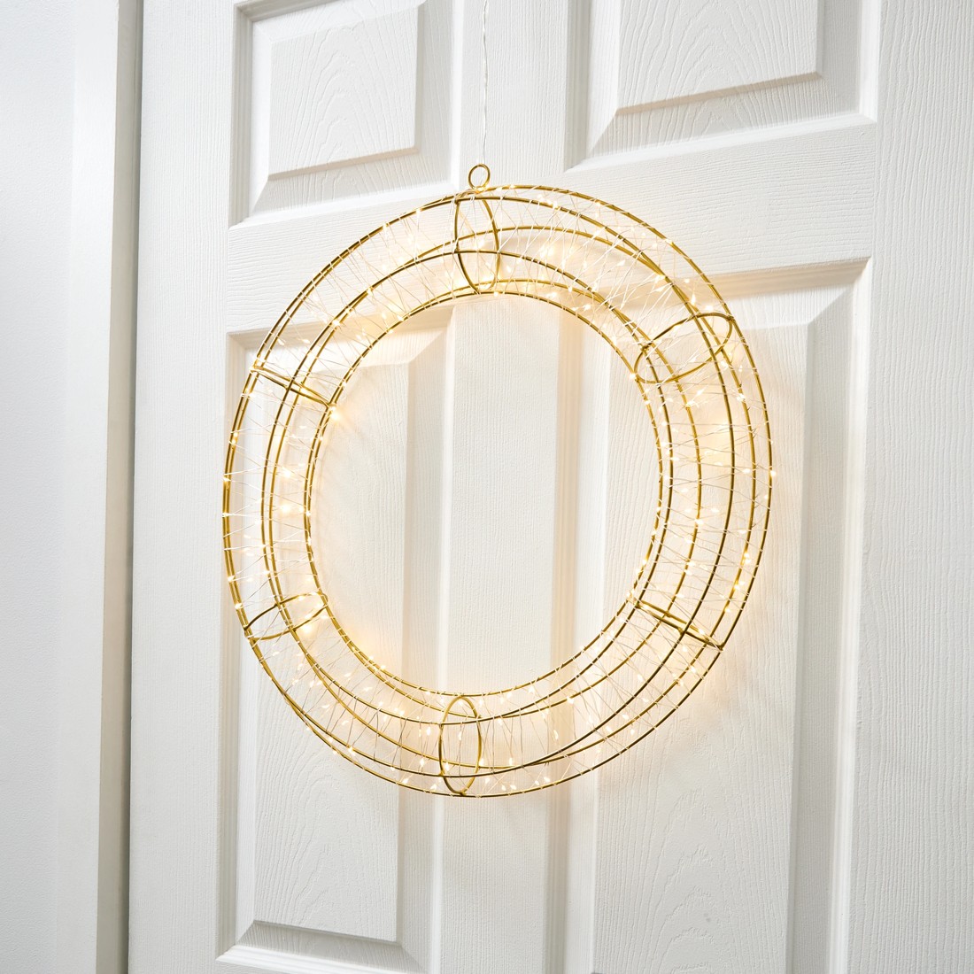 2 Low Voltage LED Light Up Wire Wreath, 2 of 8