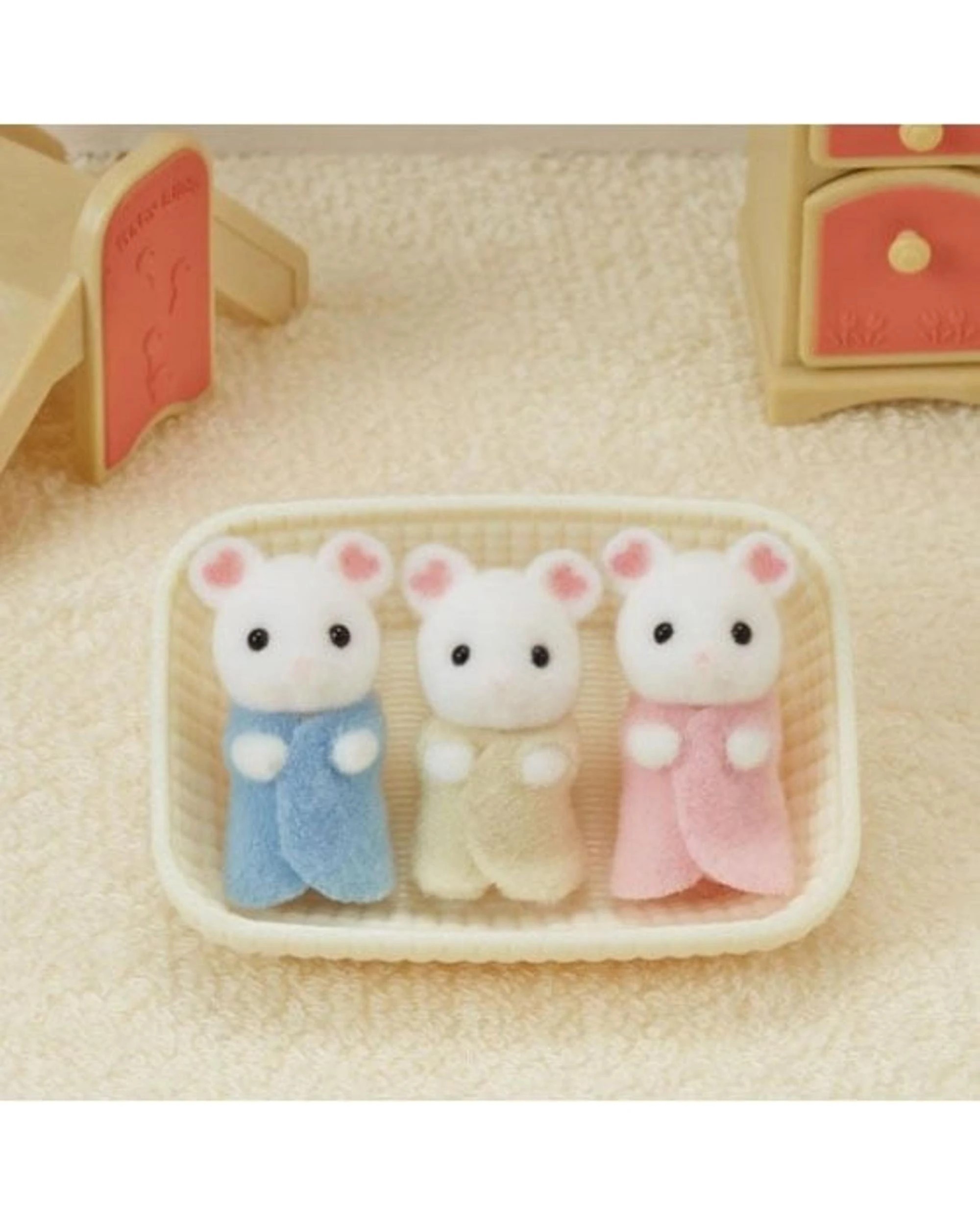 3 Sylvanian Families Marshmallow Mouse Triplets, 3 of 3