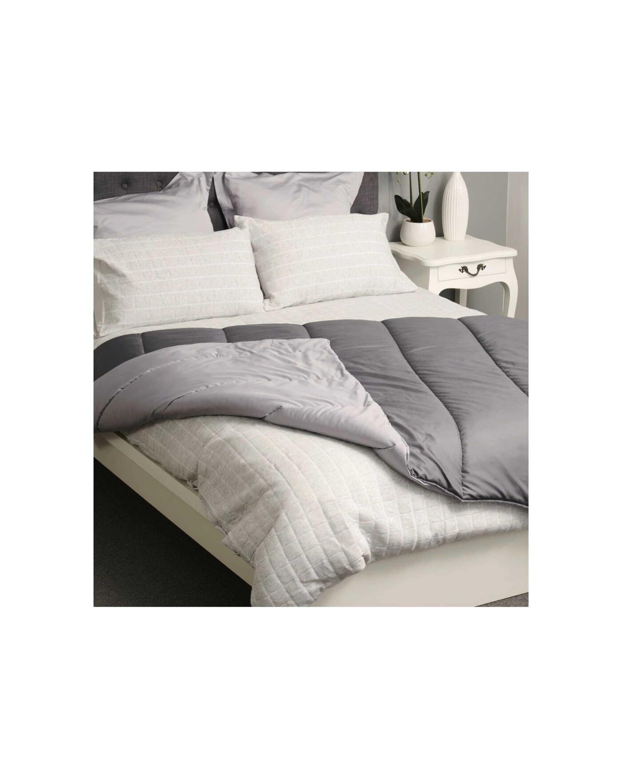 4 Tontine Doggy Doona Pet-Friendly Reversible Quilt For Dogs 140x210cm - Multi, 4 of 8