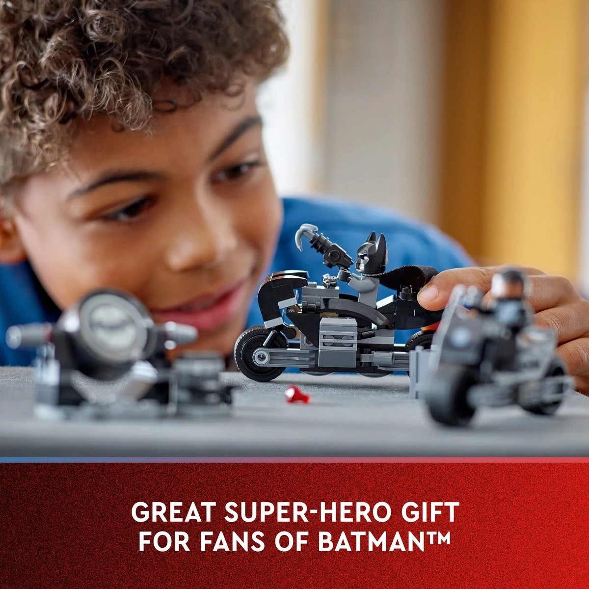 6 LEGO DC Comics Super Heroes Batman & Selina Kyle Motorcycle Pursuit 76179, 6 of 9