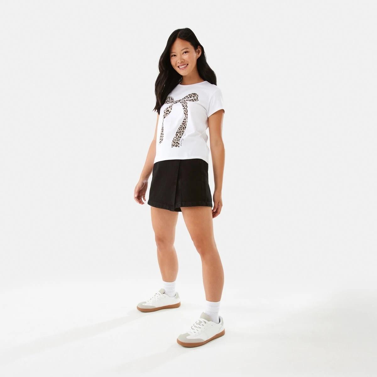 5 Short Sleeve Neat Print T-shirt Leo Bow, 5 of 8