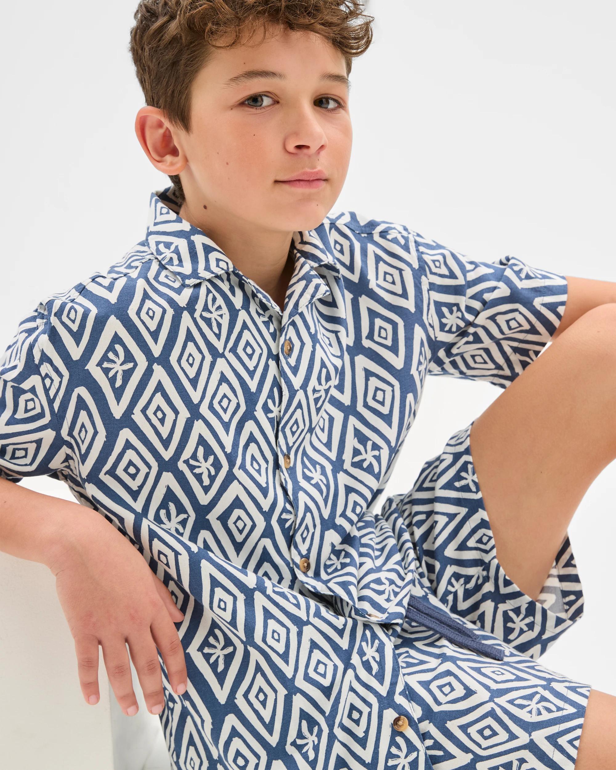 1 Target Woven Short Sleeve Shirt BLUE GEO, 1 of 6