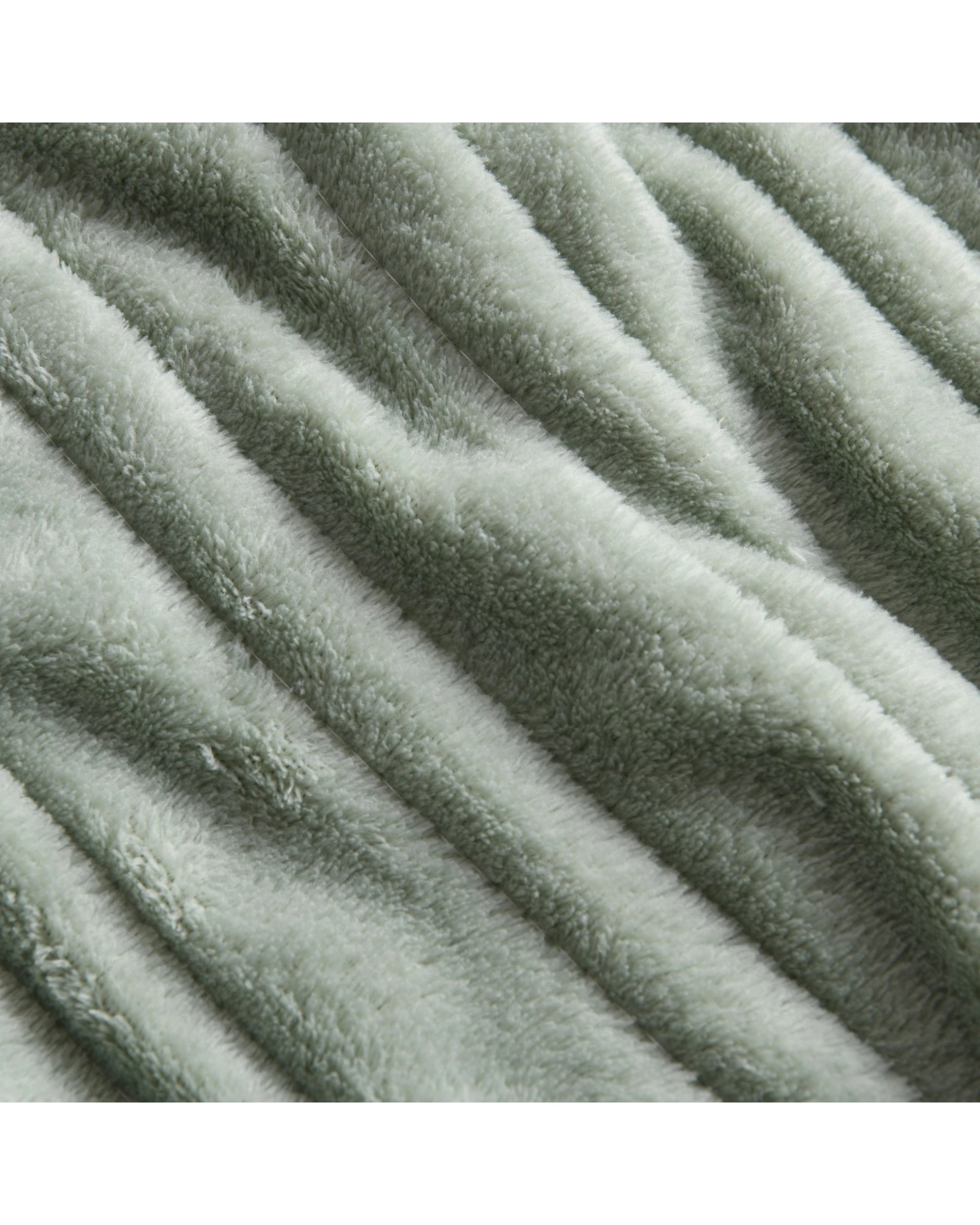 3 Dreamaker Kingston Coral Fleece Electric Heated Throw Blanket 180x200cm - Sage, 3 of 7