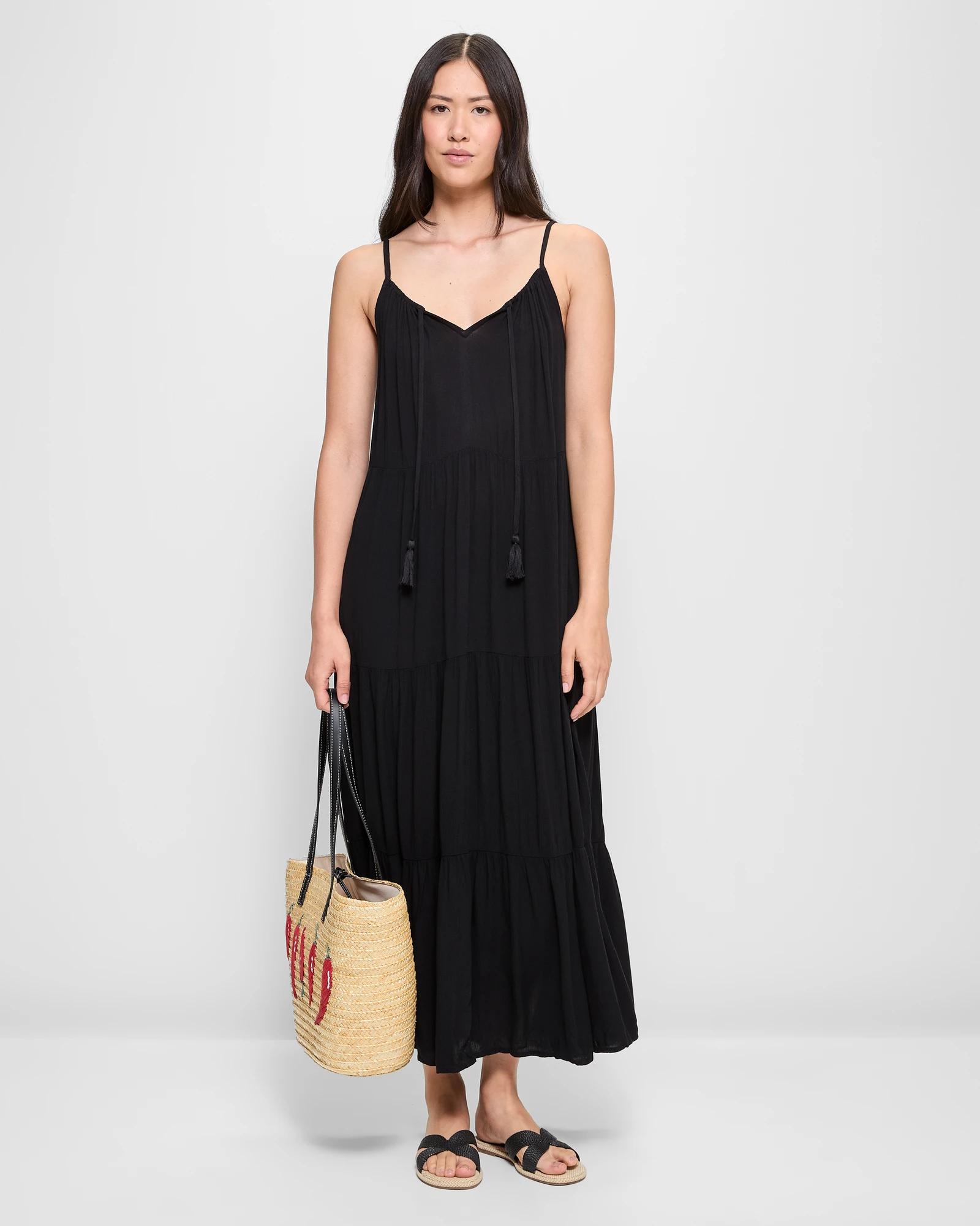 1 Target Resort Crinkle Maxi Dress BLACK, 1 of 5