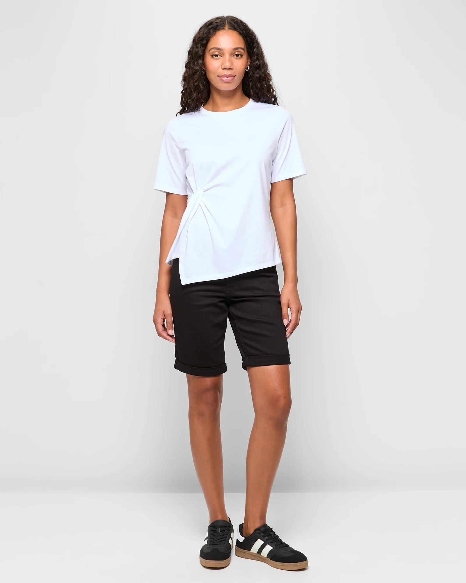 2 Target Denim Bermuda Shorts - Shape Your Body STAY BLACK, 2 of 5