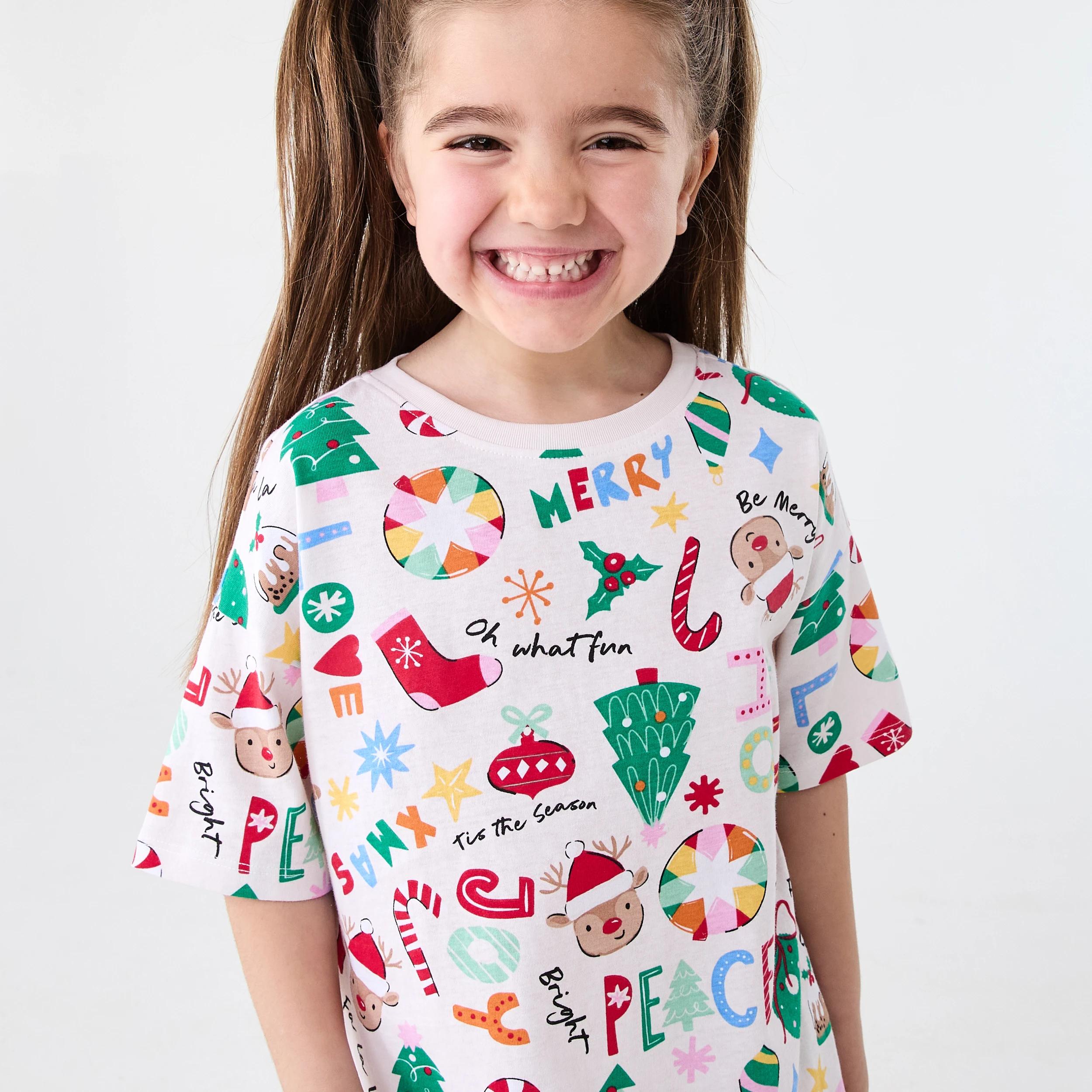 4 Christmas All Over Print Family Matching Pyjama Set Xmas White, 4 of 9