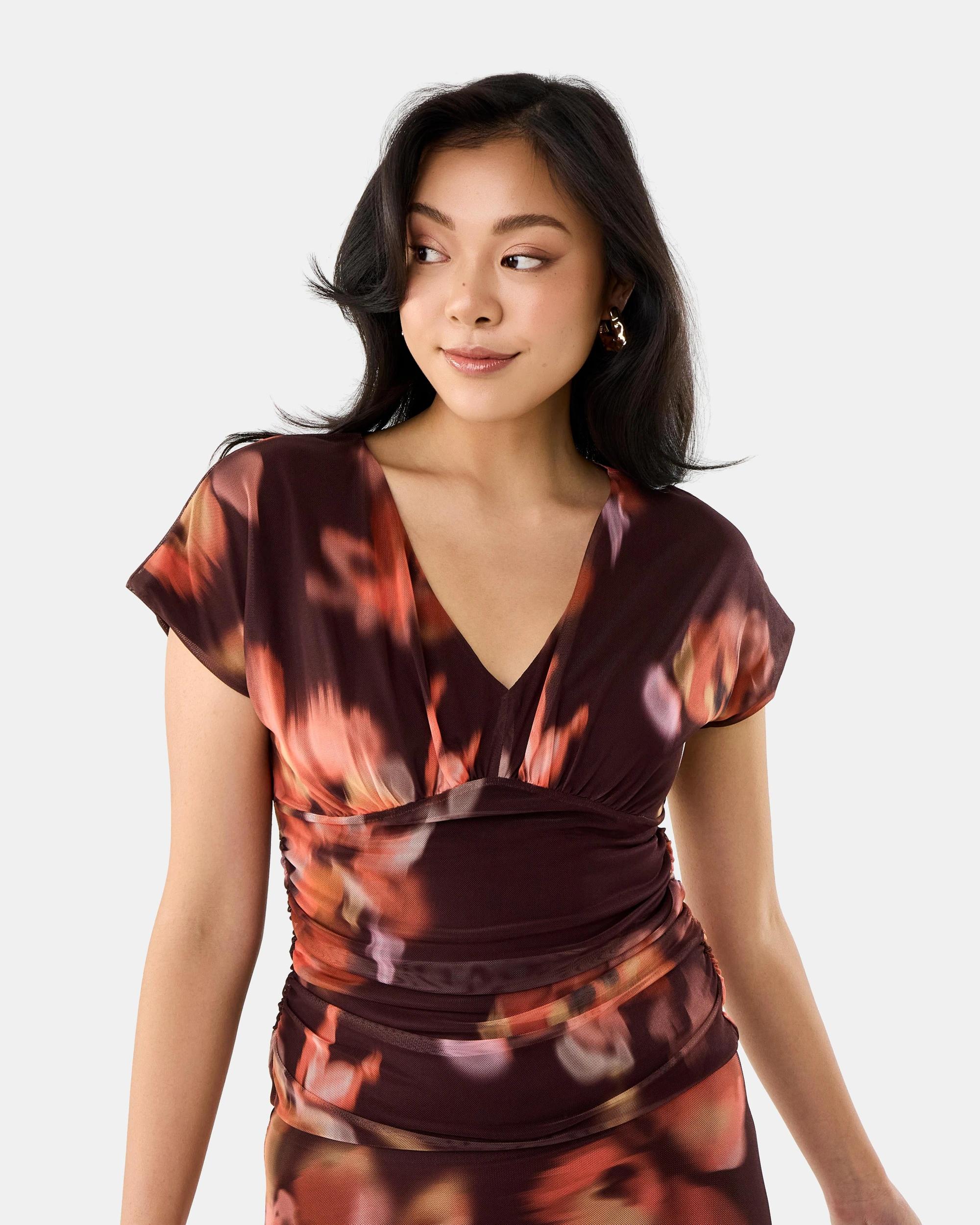 1 Short Sleeve Mesh V-Neck Top Hazy Flora, 1 of 7