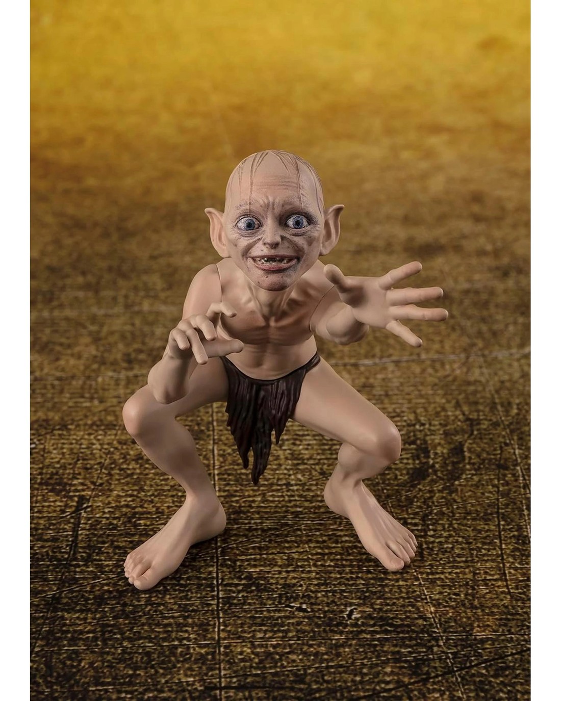 Tamashii Nations S.H. Figuarts The Lord of the Rings Frodo and Gollum ...