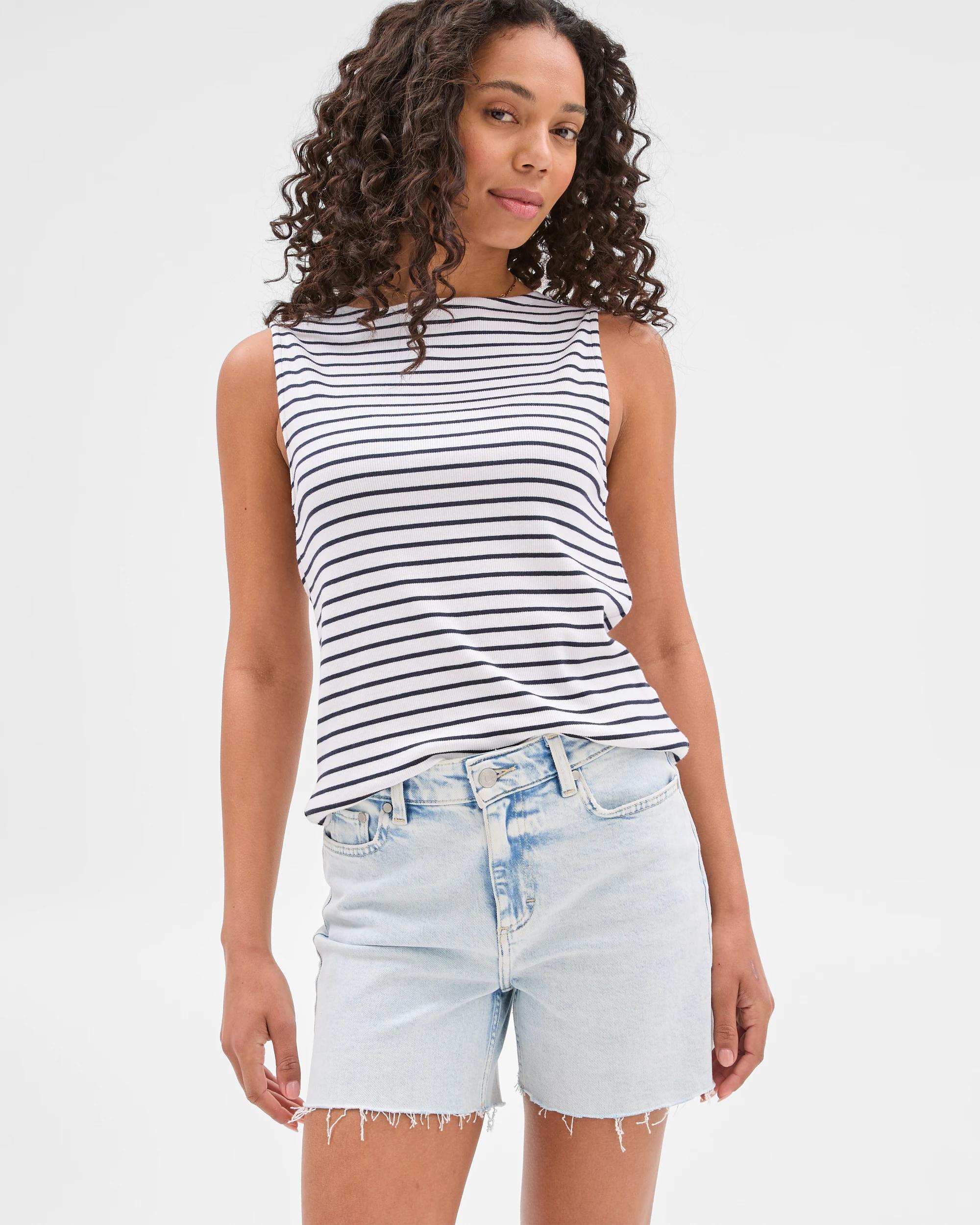 2 Target Classic Denim Shorts HYPER BLEACH, 2 of 5